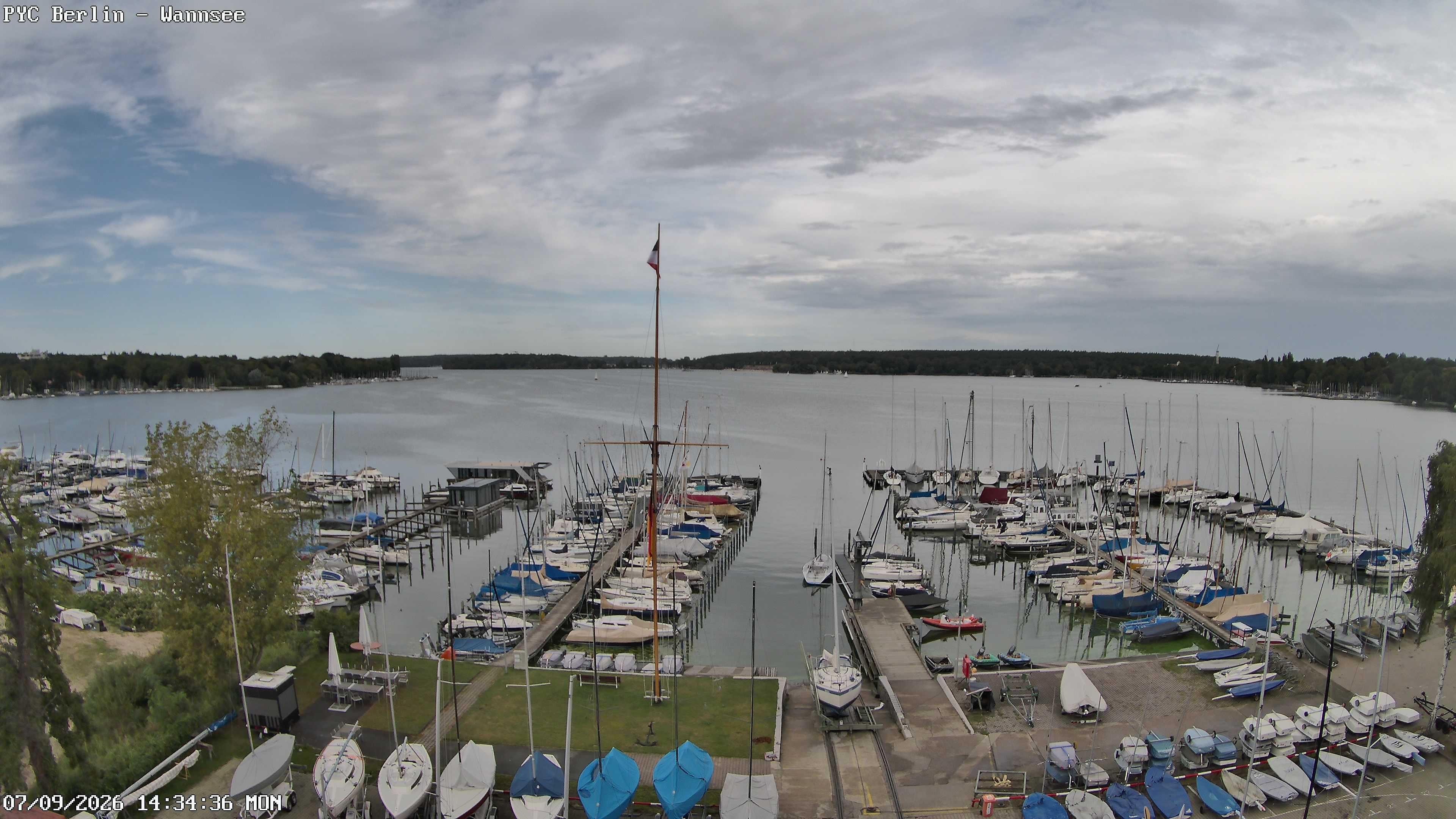 Archiv Foto Webcam Berlin: Potsdamer Yachtclub am Wannsee