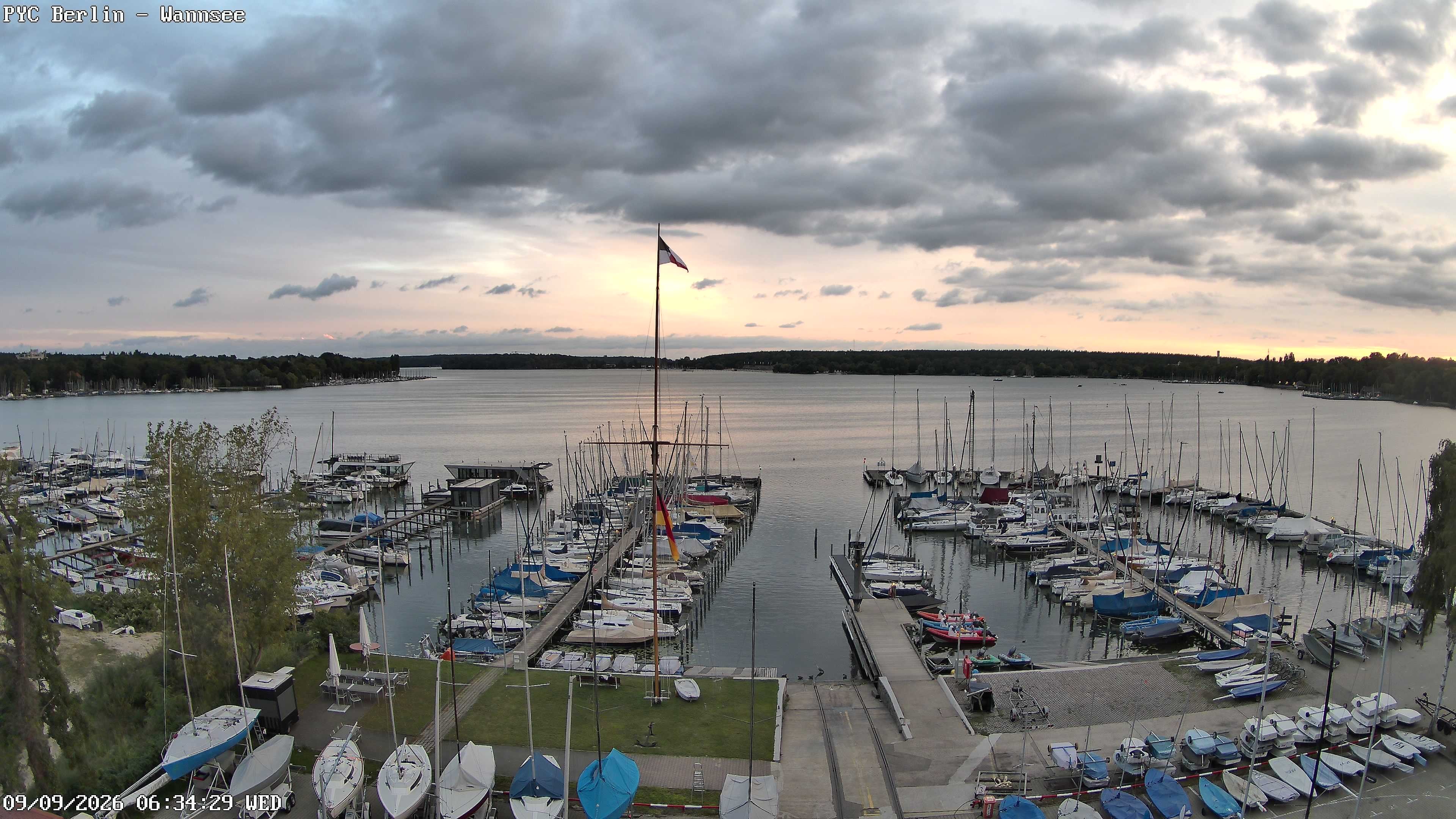 Archiv Foto Webcam Berlin: Potsdamer Yachtclub am Wannsee