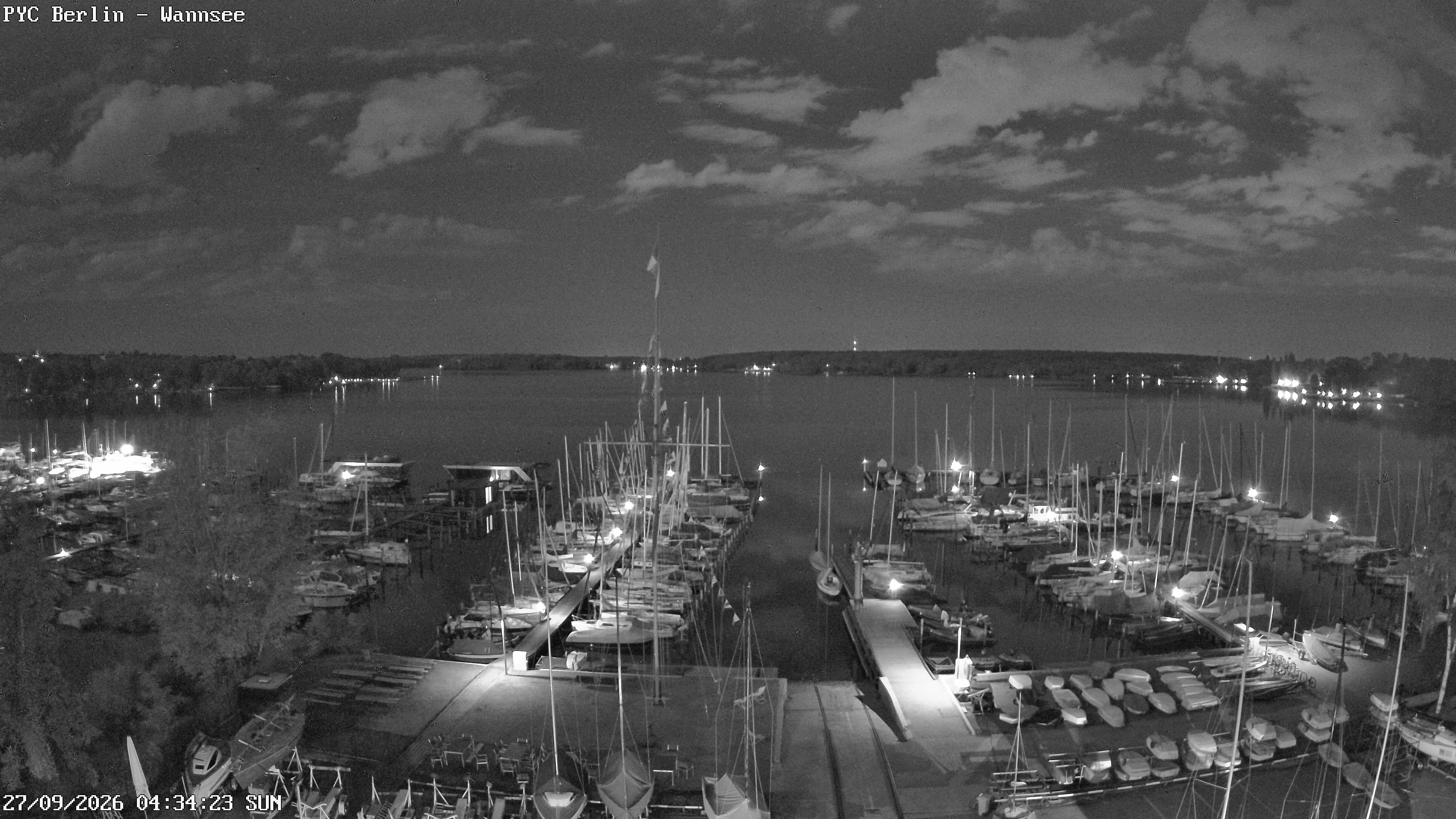 Archiv Foto Webcam Berlin: Potsdamer Yachtclub am Wannsee