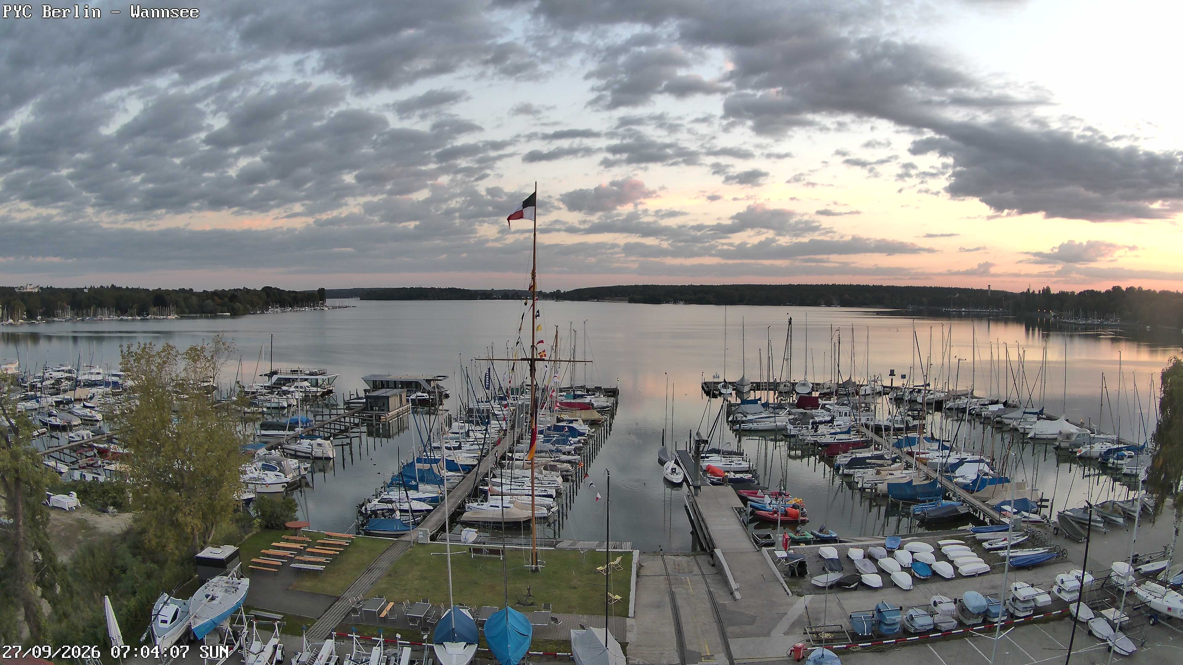 Archiv Foto Webcam Berlin: Potsdamer Yachtclub am Wannsee