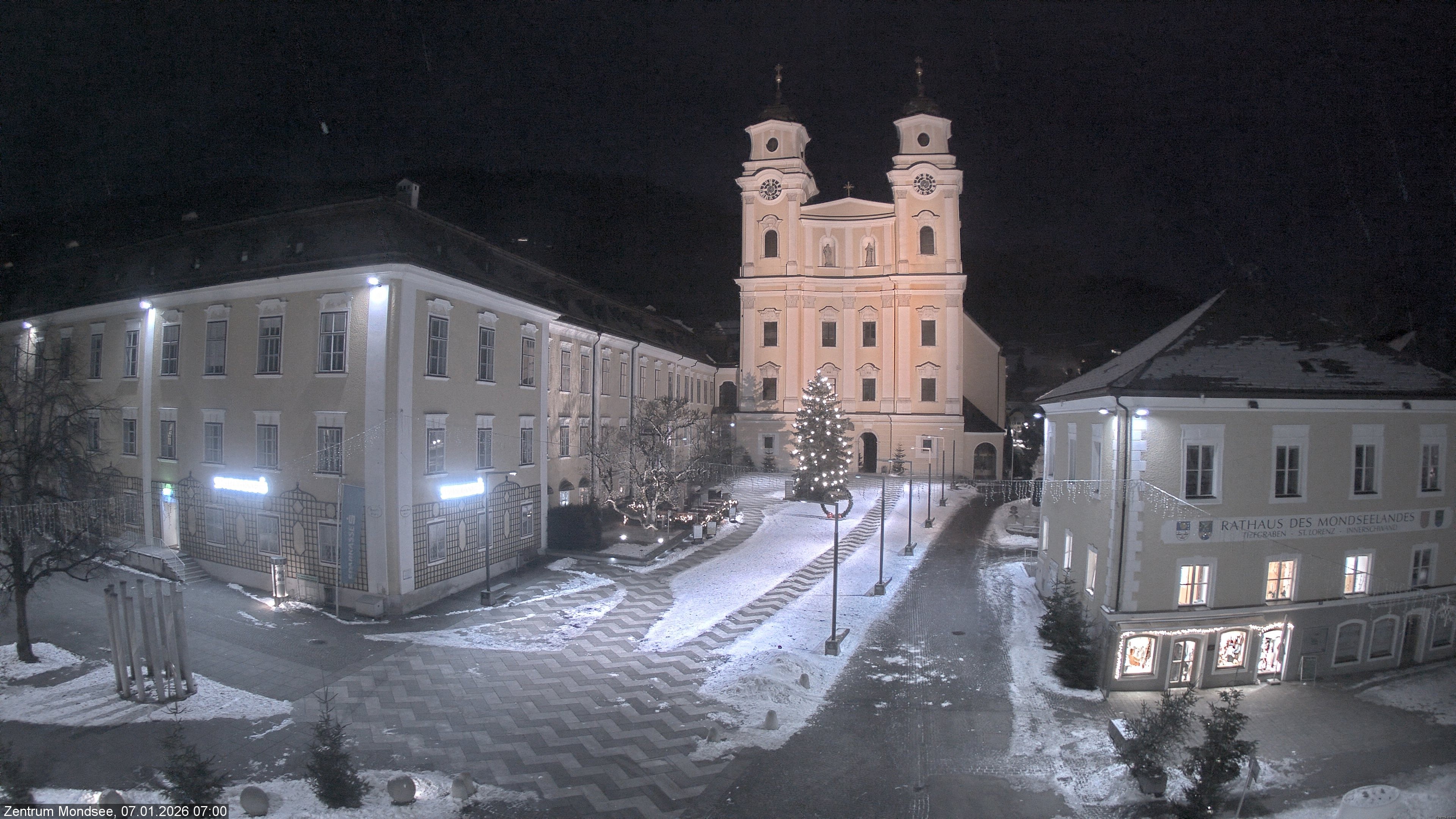 Archiv Foto Webcam Blick auf den Stadtplatz von Mondsee