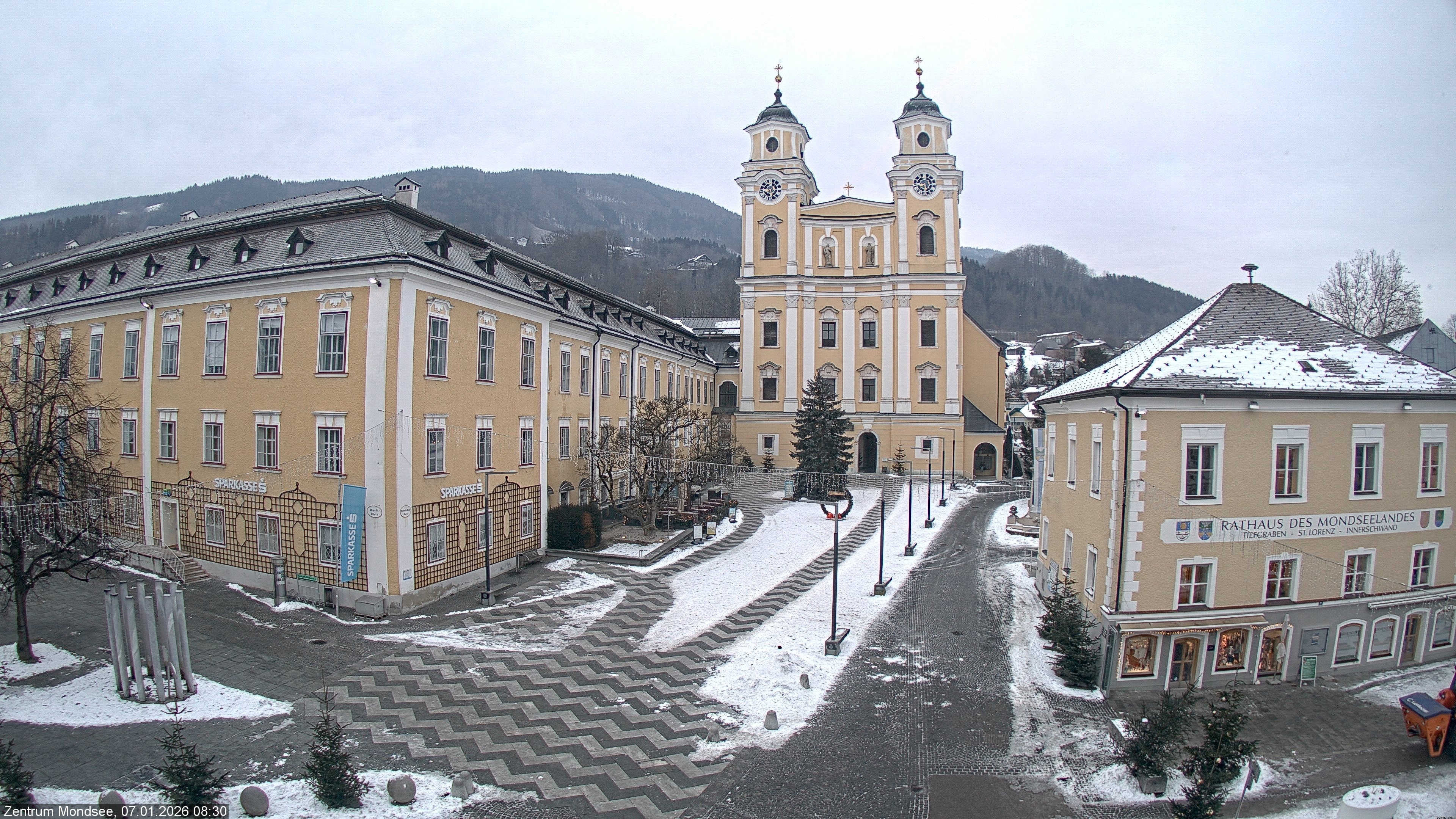 Archiv Foto Webcam Blick auf den Stadtplatz von Mondsee