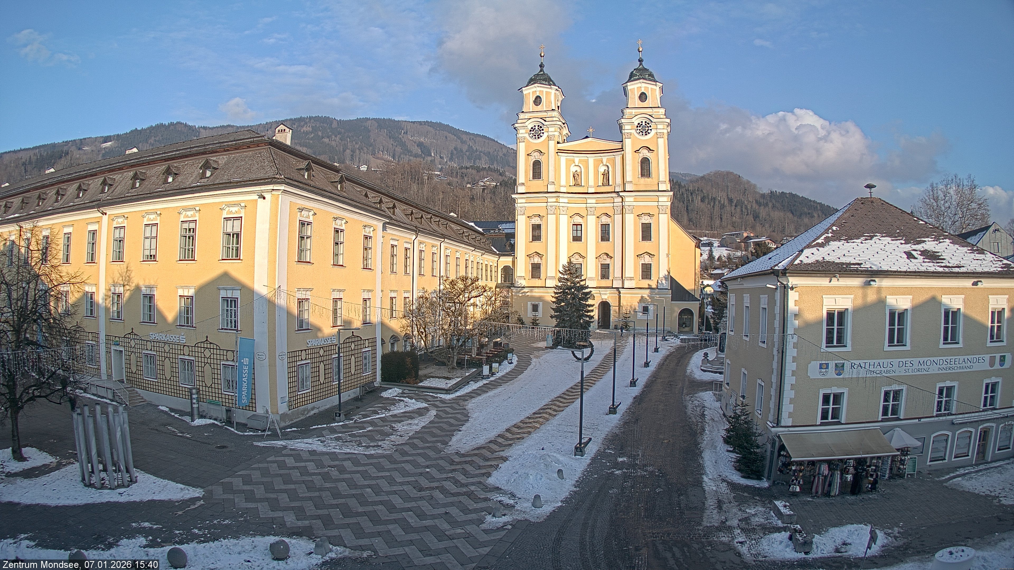 Archiv Foto Webcam Blick auf den Stadtplatz von Mondsee
