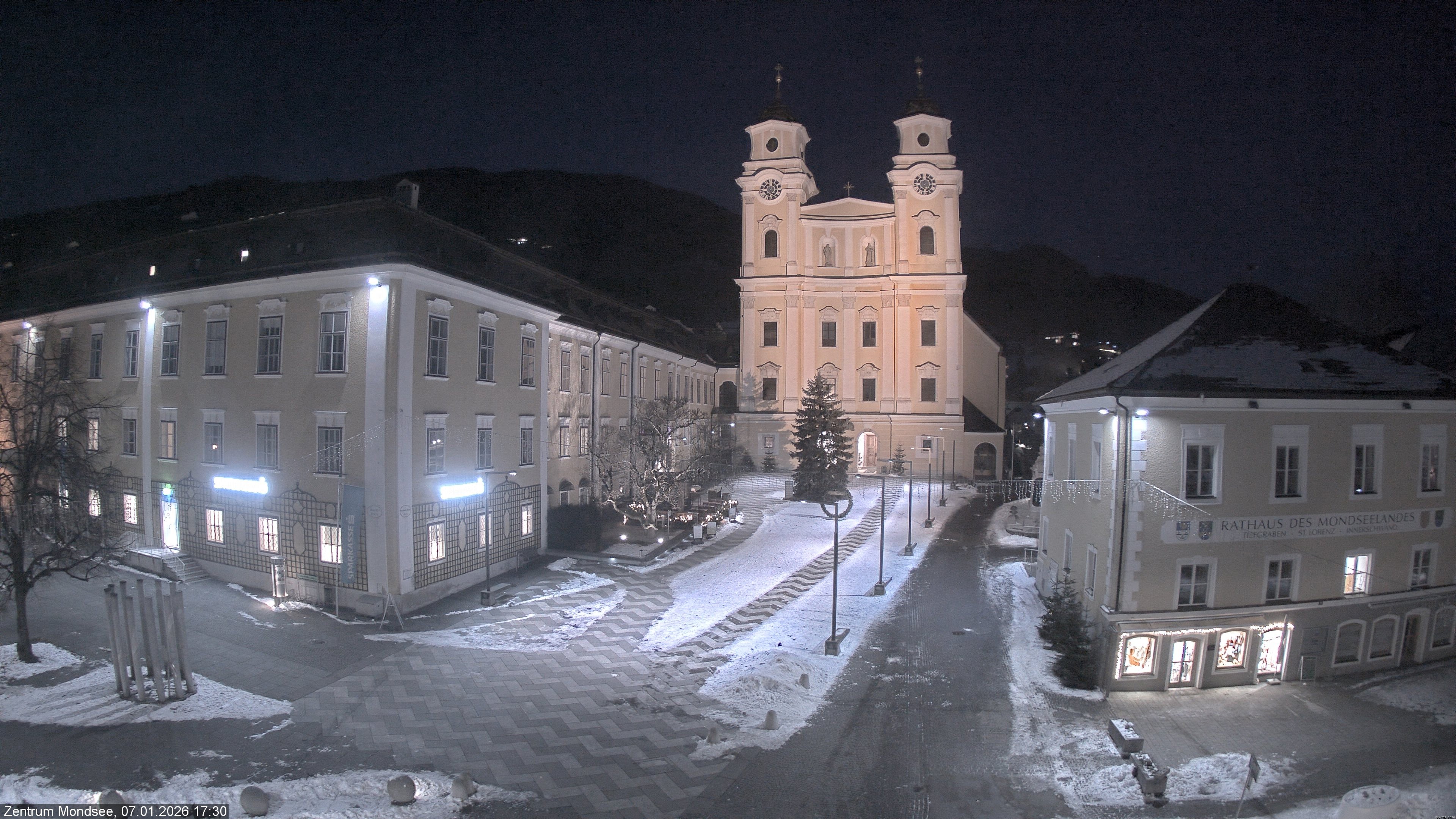 Archiv Foto Webcam Blick auf den Stadtplatz von Mondsee