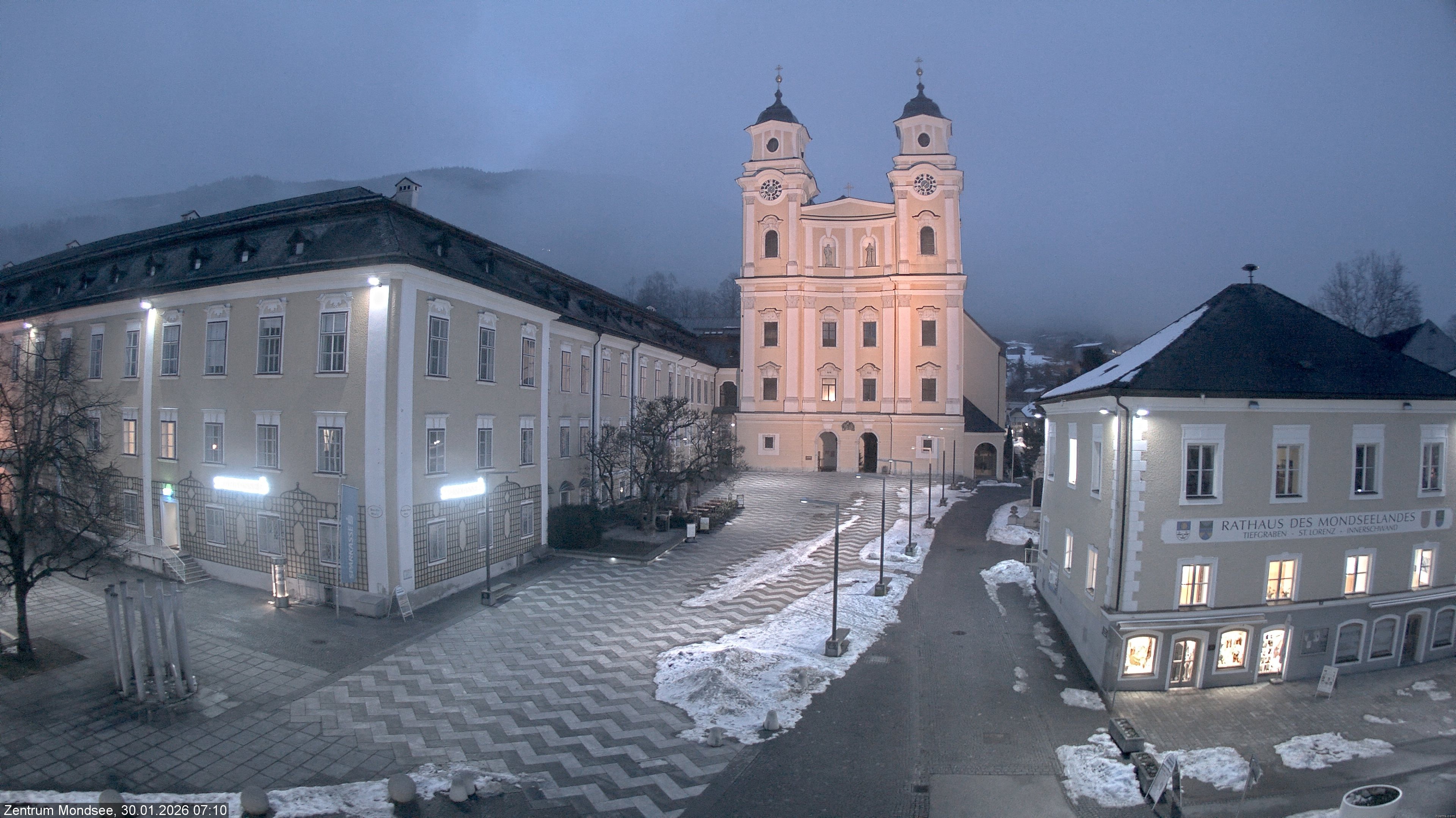 Archiv Foto Webcam Blick auf den Stadtplatz von Mondsee