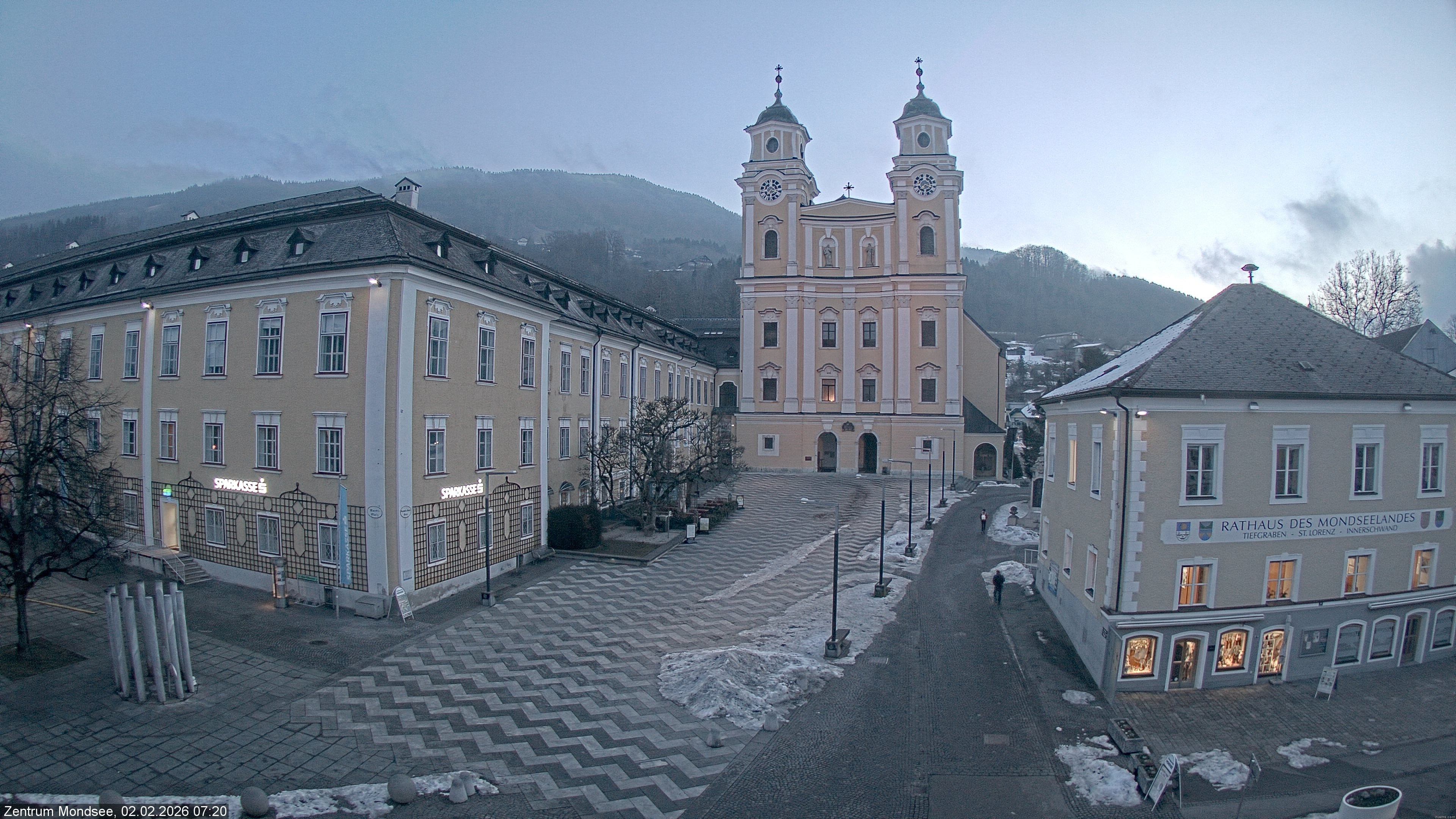 Archiv Foto Webcam Blick auf den Stadtplatz von Mondsee