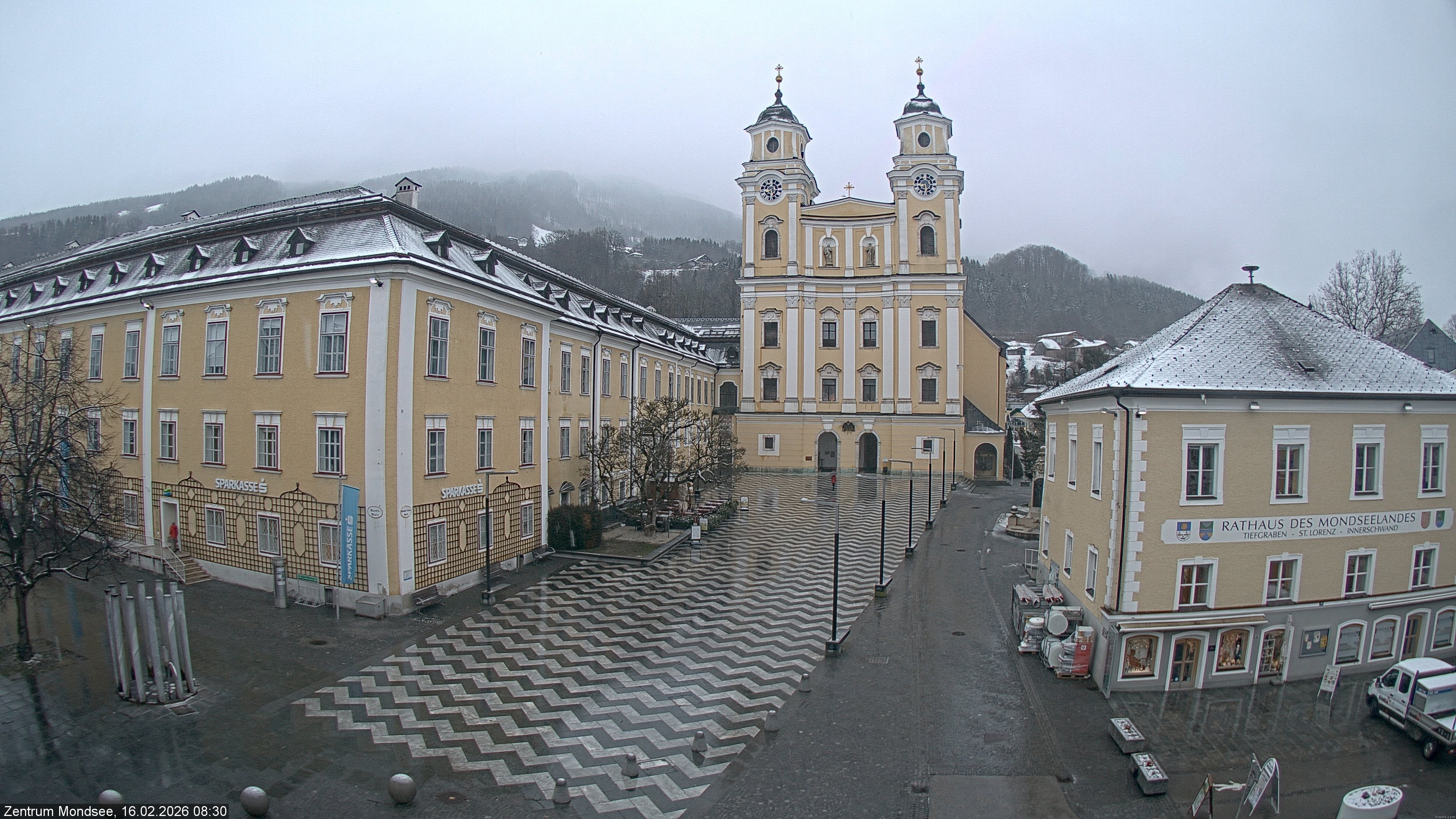 Archiv Foto Webcam Blick auf den Stadtplatz von Mondsee