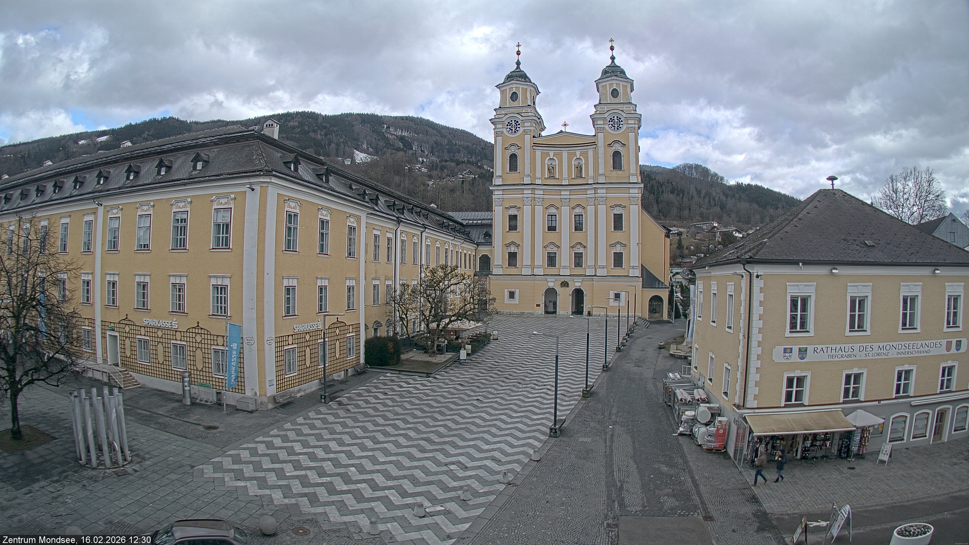 Archiv Foto Webcam Blick auf den Stadtplatz von Mondsee