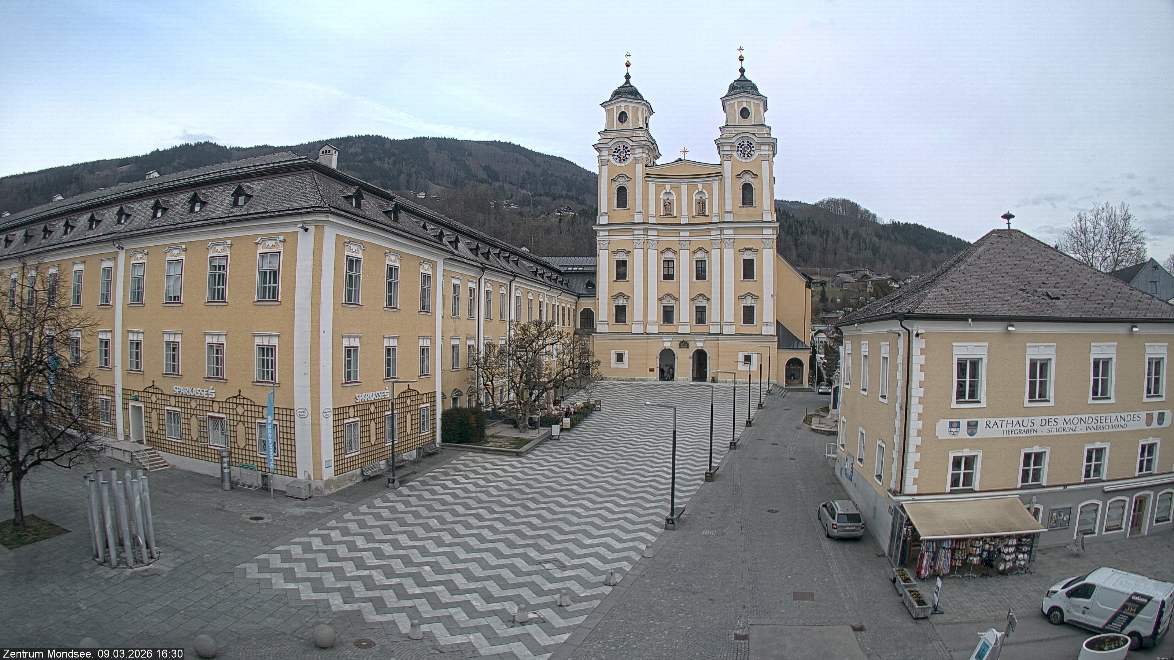 Archiv Foto Webcam Blick auf den Stadtplatz von Mondsee