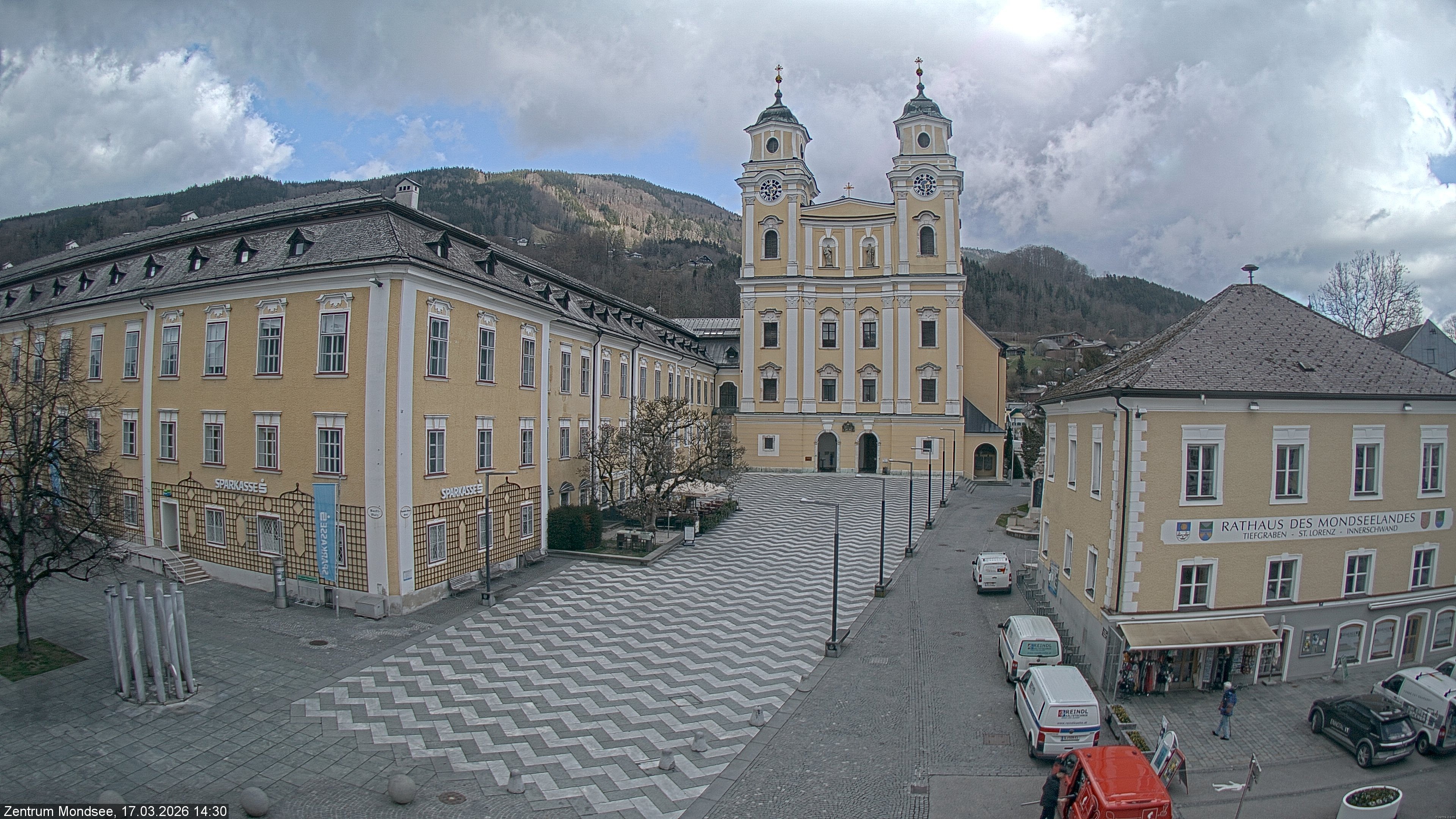 Archiv Foto Webcam Blick auf den Stadtplatz von Mondsee