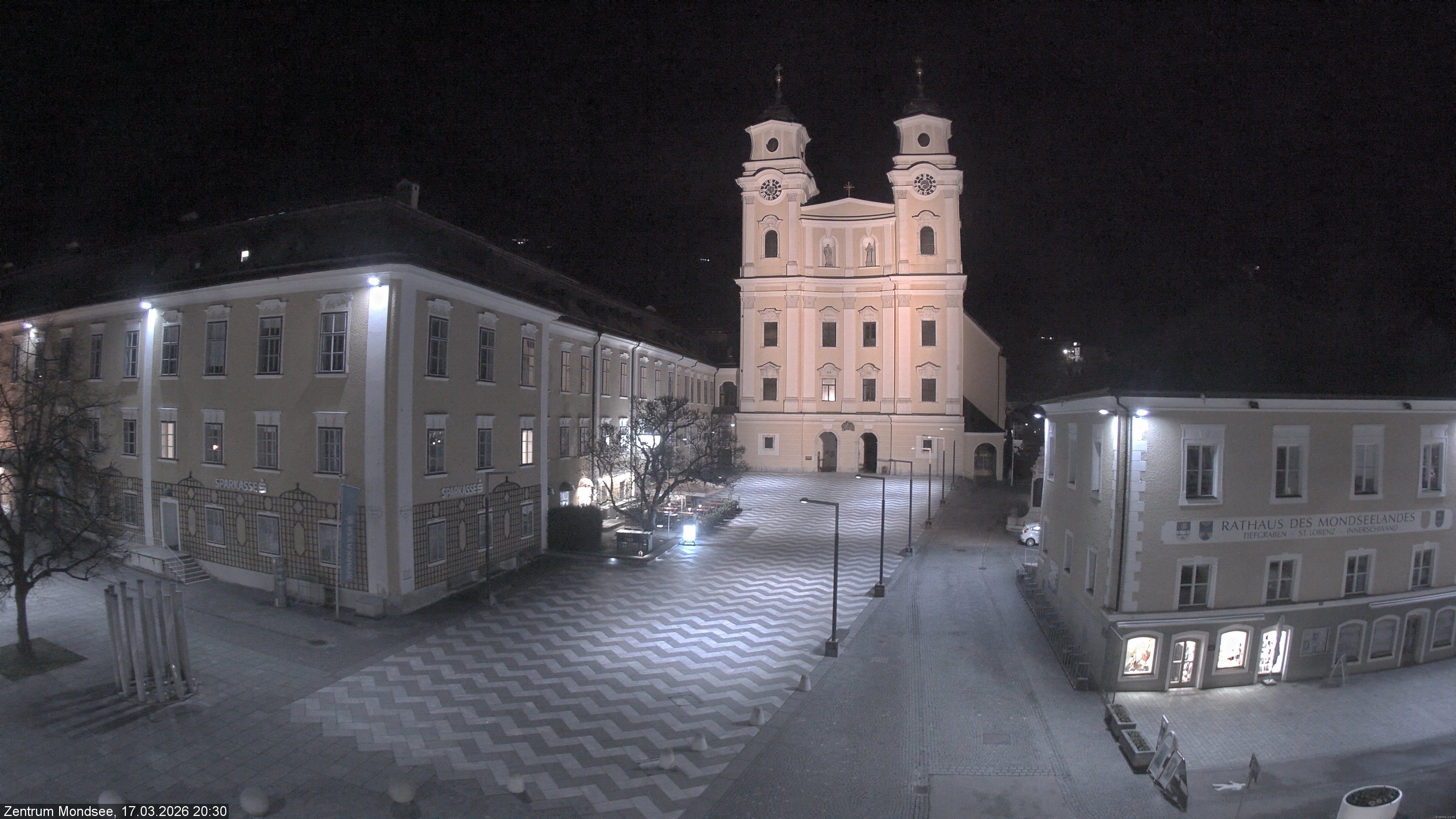 Archiv Foto Webcam Blick auf den Stadtplatz von Mondsee