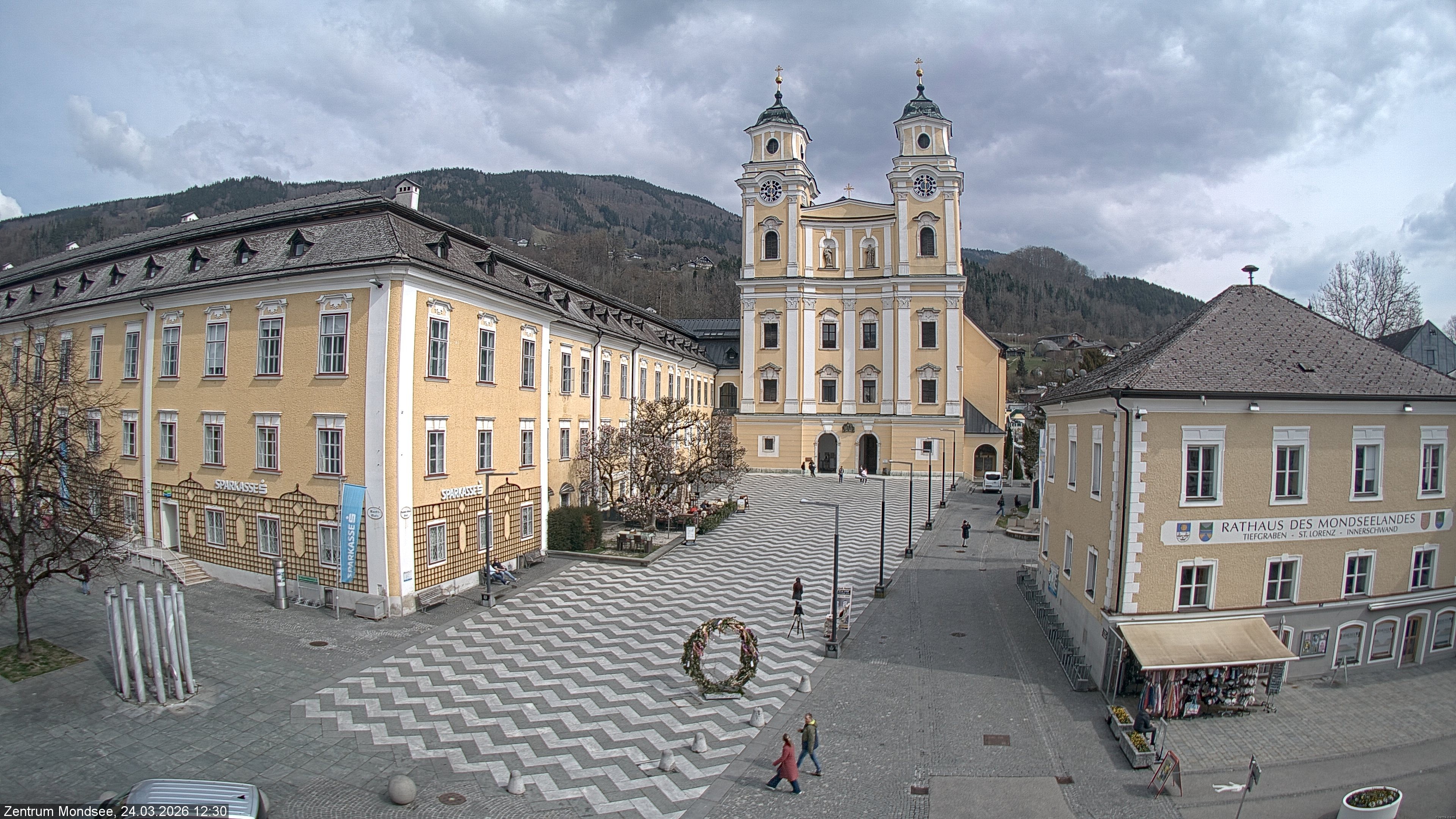 Archiv Foto Webcam Blick auf den Stadtplatz von Mondsee