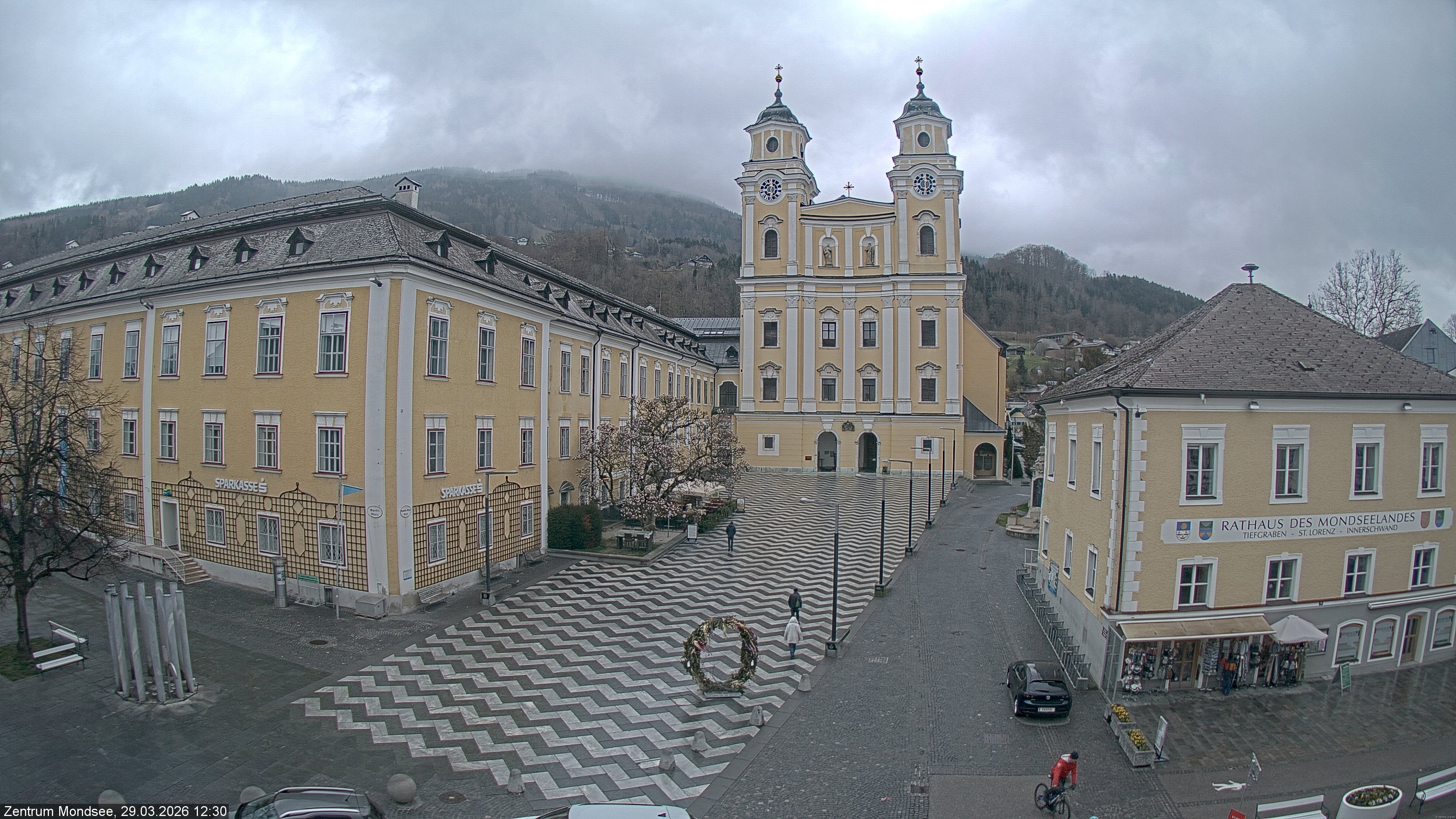 Archiv Foto Webcam Blick auf den Stadtplatz von Mondsee