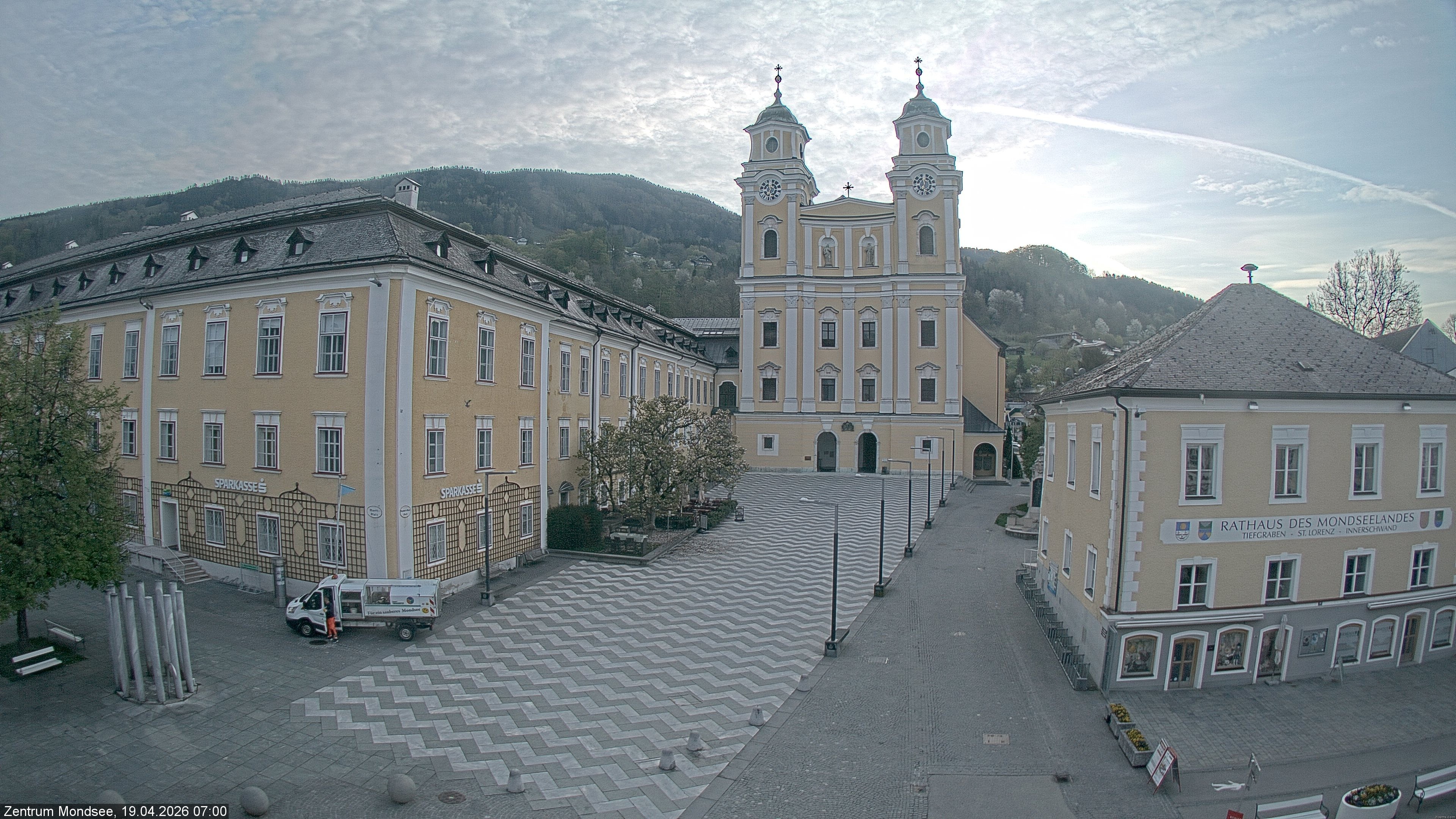 Archiv Foto Webcam Blick auf den Stadtplatz von Mondsee