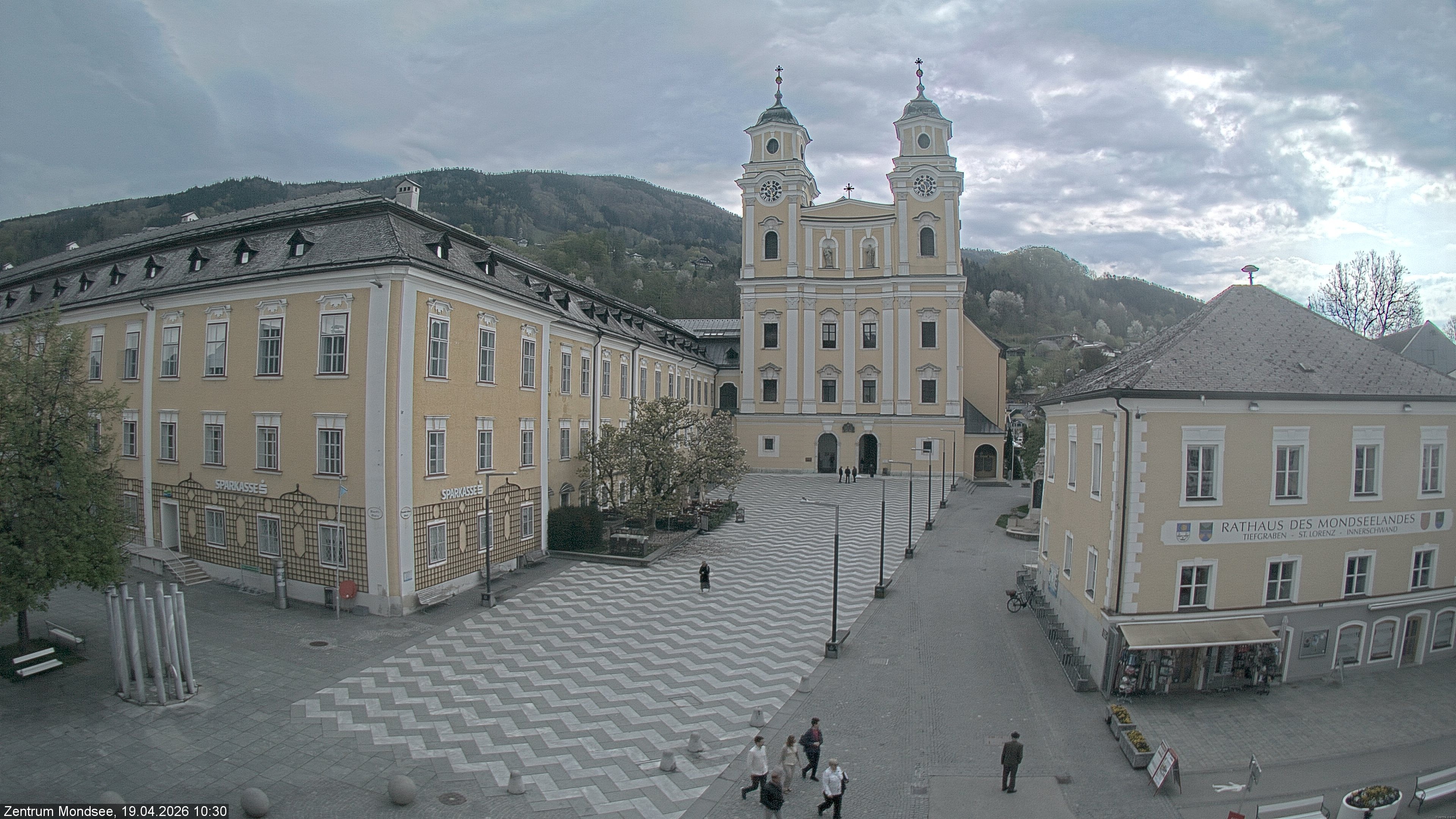 Archiv Foto Webcam Blick auf den Stadtplatz von Mondsee