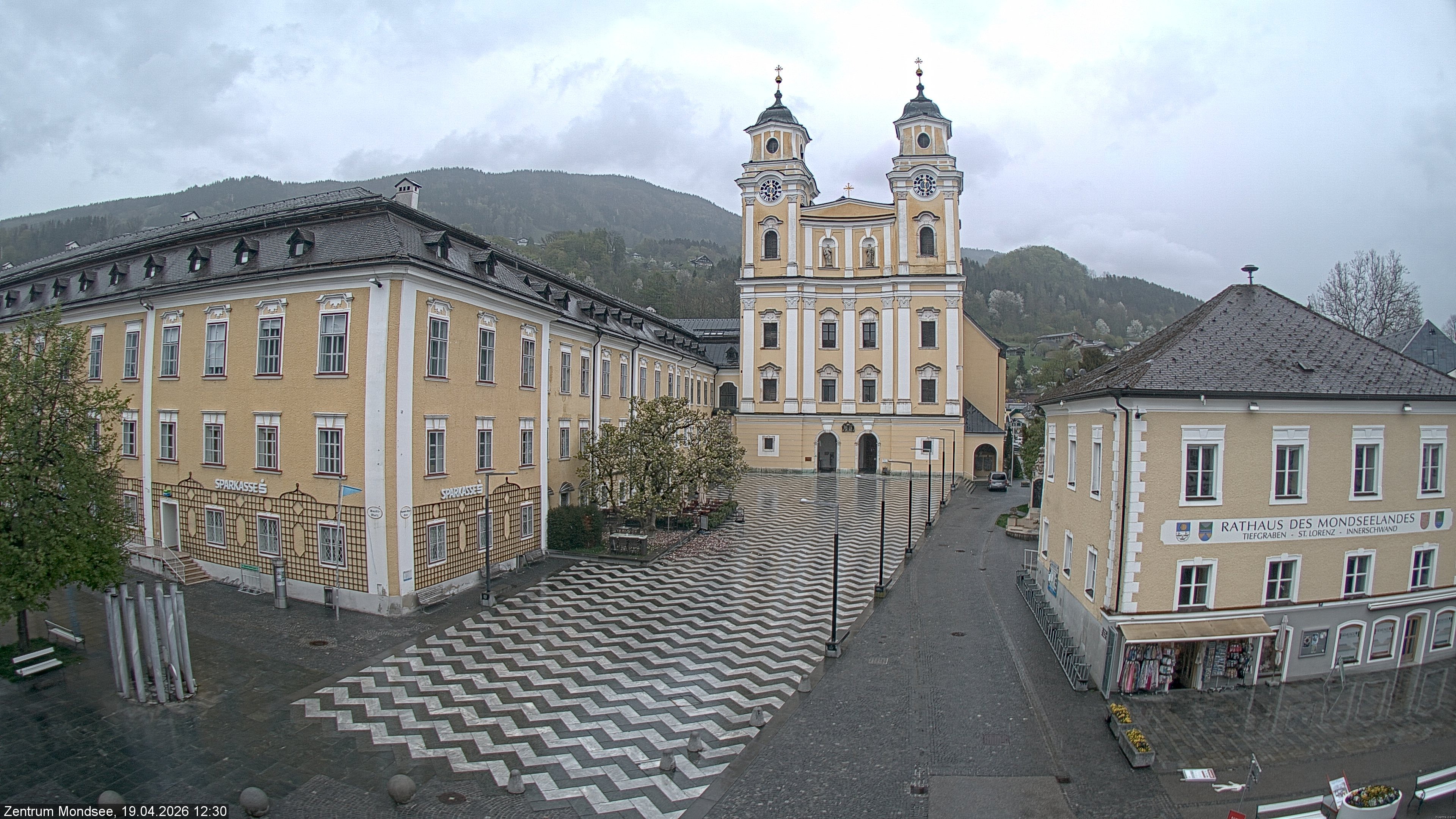 Archiv Foto Webcam Blick auf den Stadtplatz von Mondsee