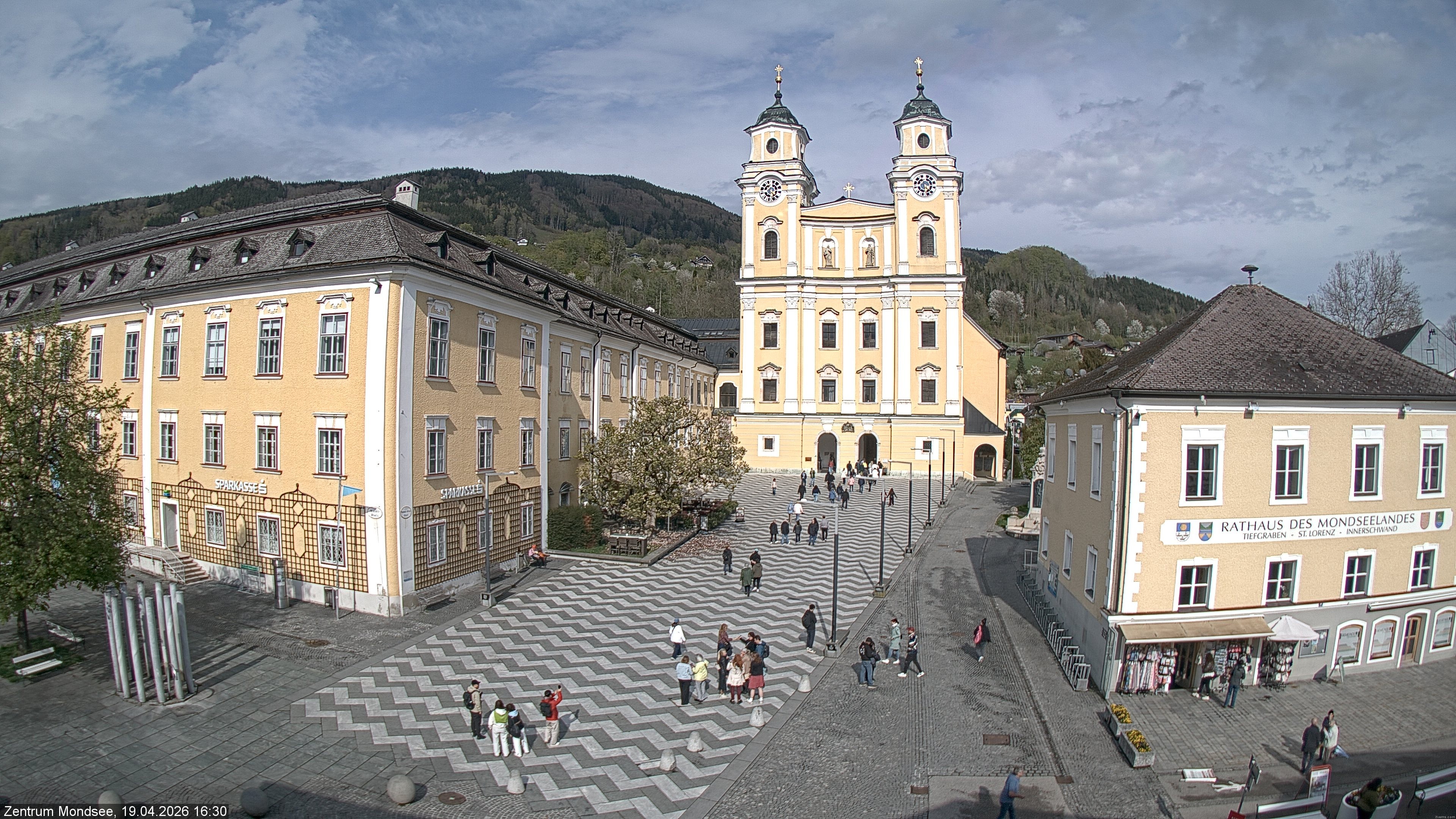 Archiv Foto Webcam Blick auf den Stadtplatz von Mondsee
