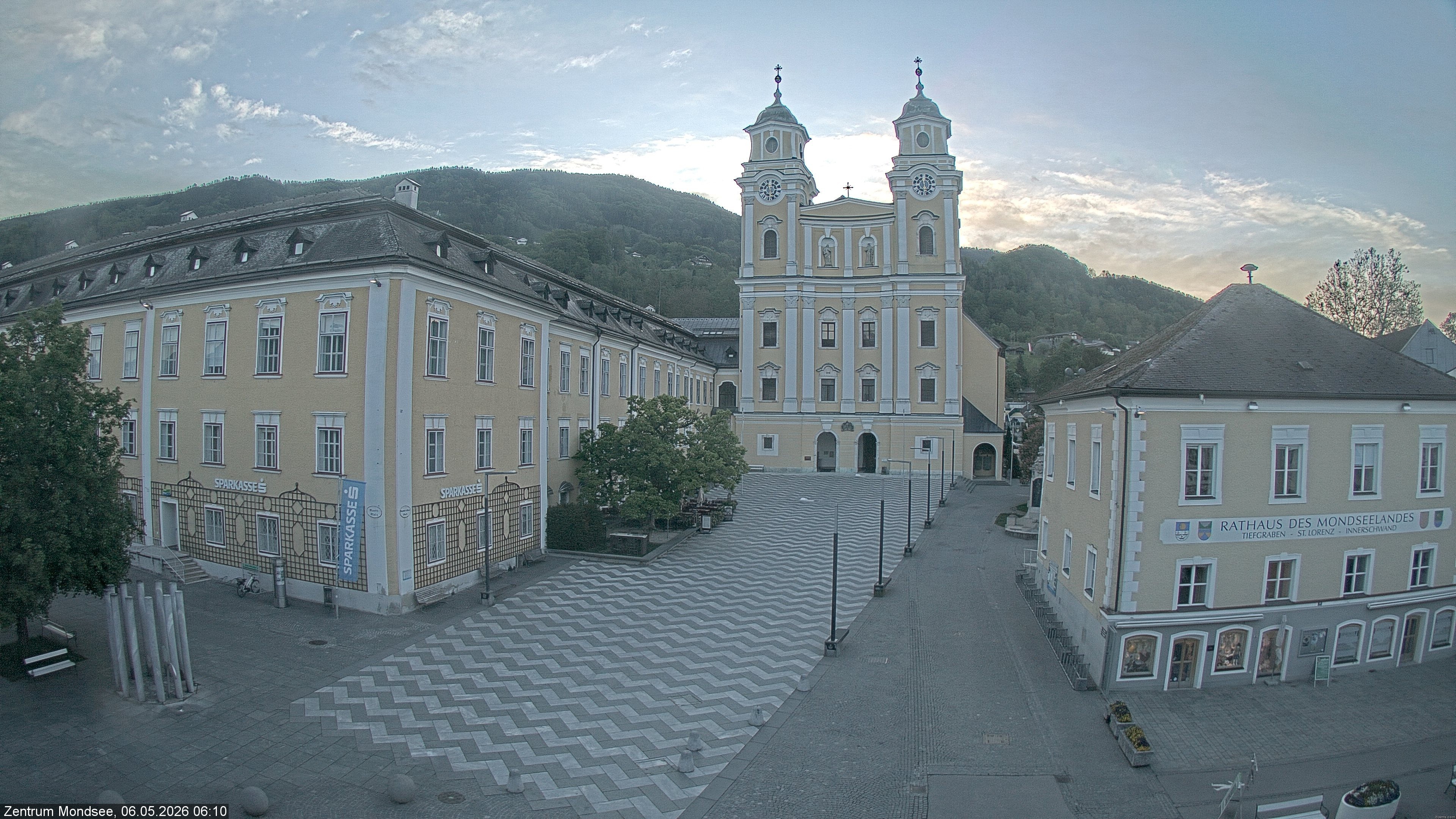 Archiv Foto Webcam Blick auf den Stadtplatz von Mondsee