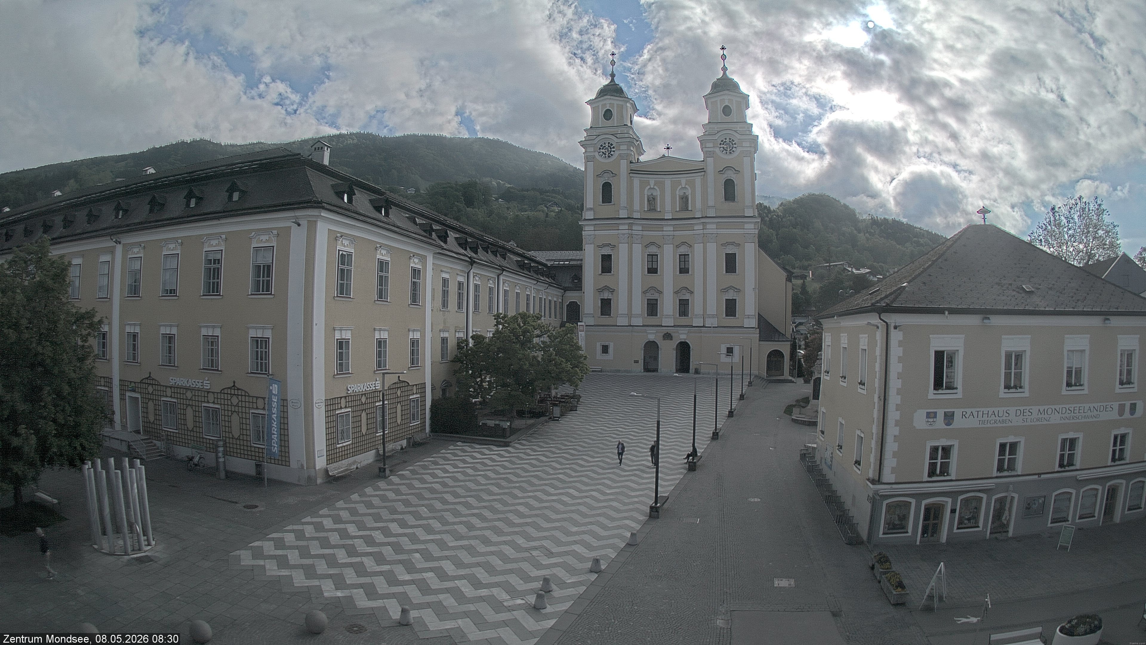 Archiv Foto Webcam Blick auf den Stadtplatz von Mondsee