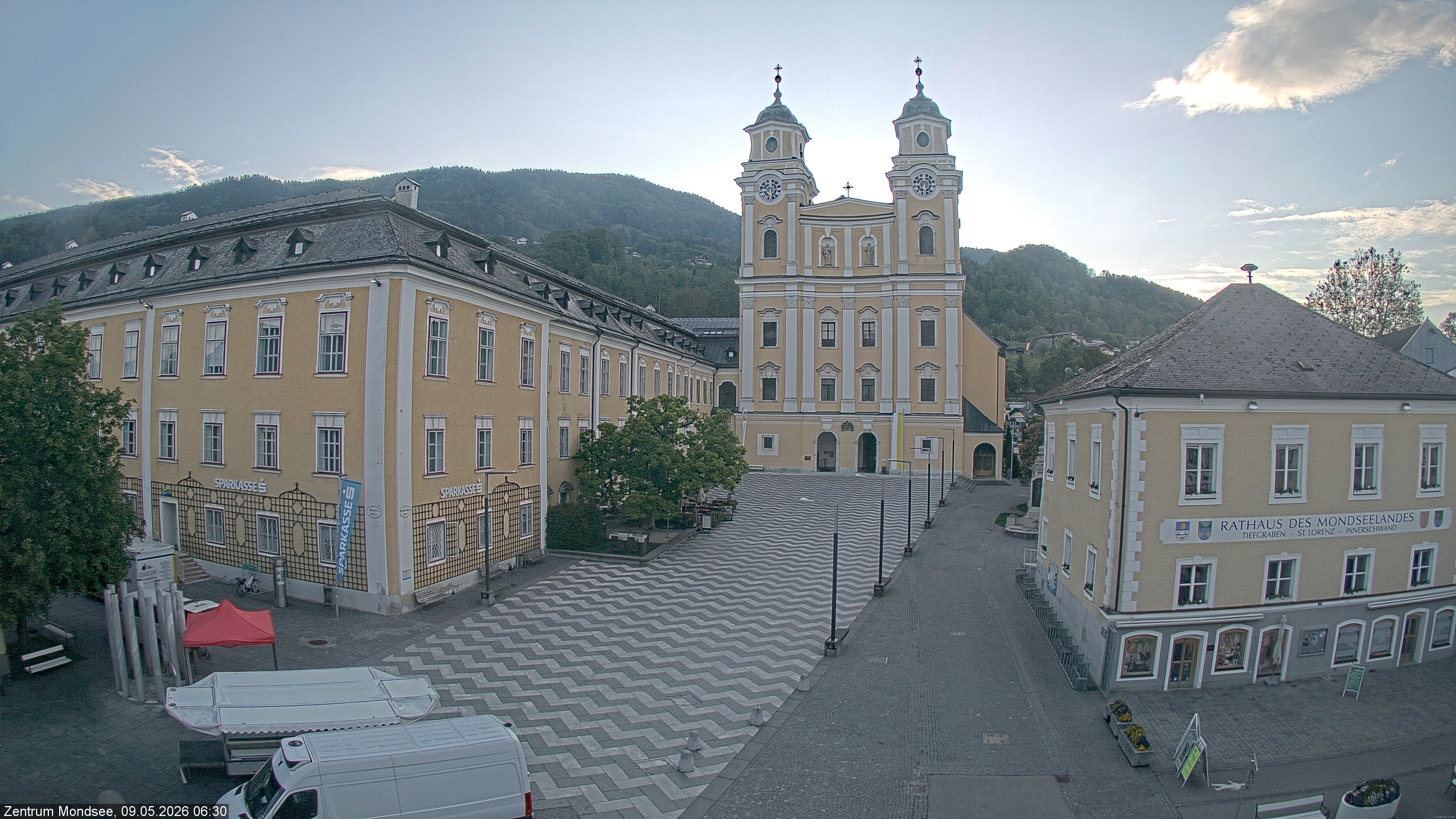 Archiv Foto Webcam Blick auf den Stadtplatz von Mondsee