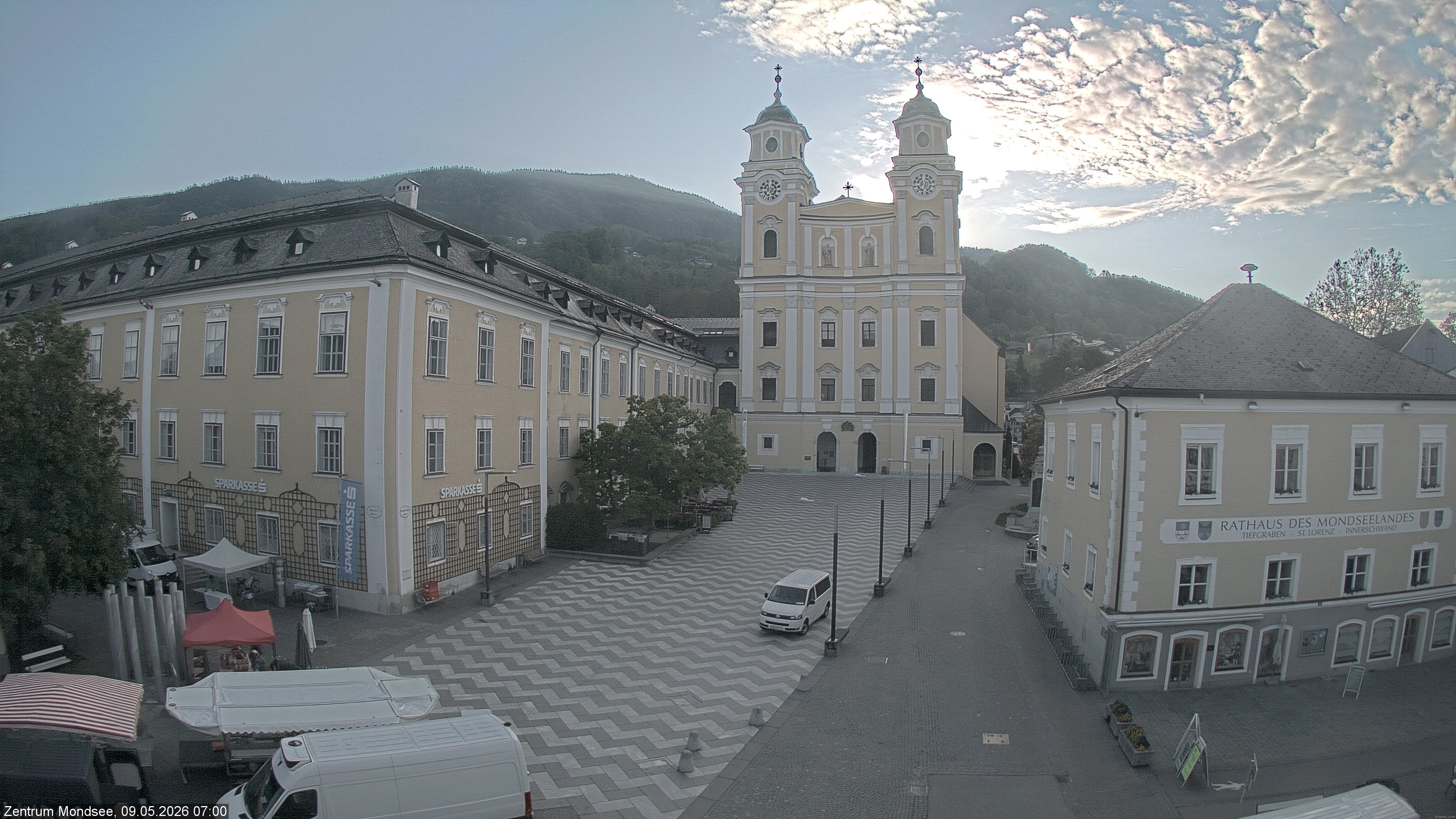Archiv Foto Webcam Blick auf den Stadtplatz von Mondsee