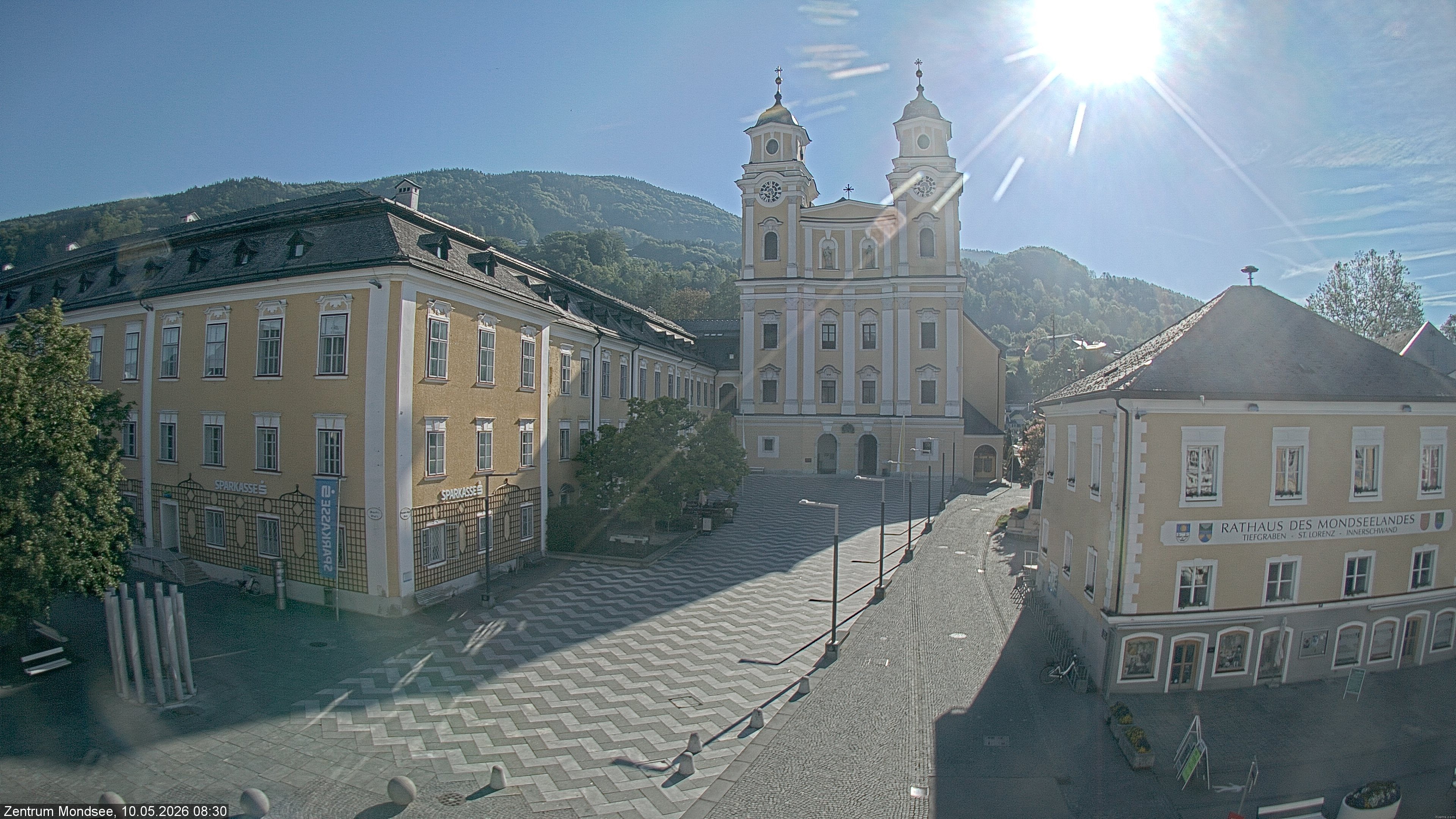 Archiv Foto Webcam Blick auf den Stadtplatz von Mondsee