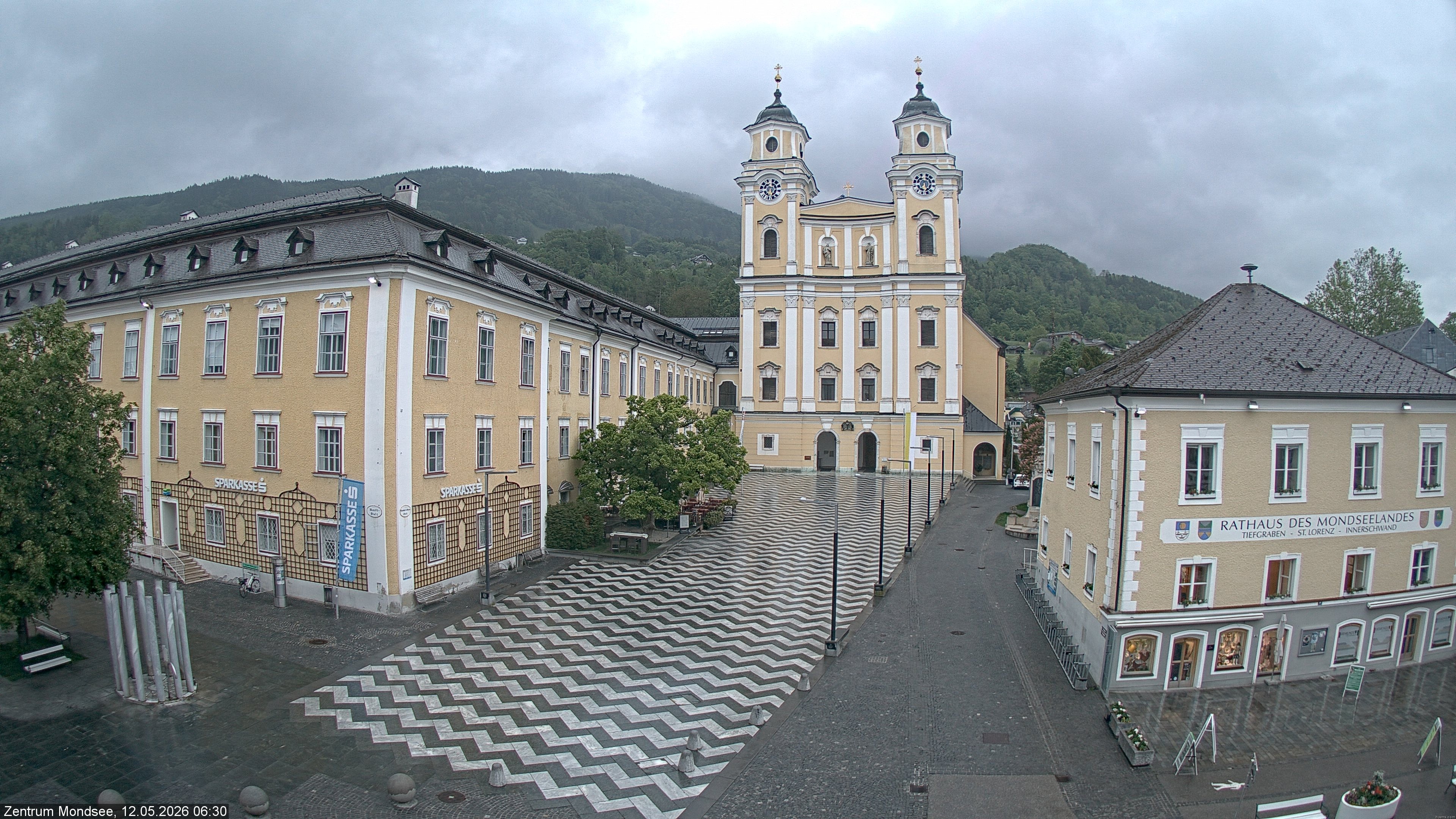 Archiv Foto Webcam Blick auf den Stadtplatz von Mondsee