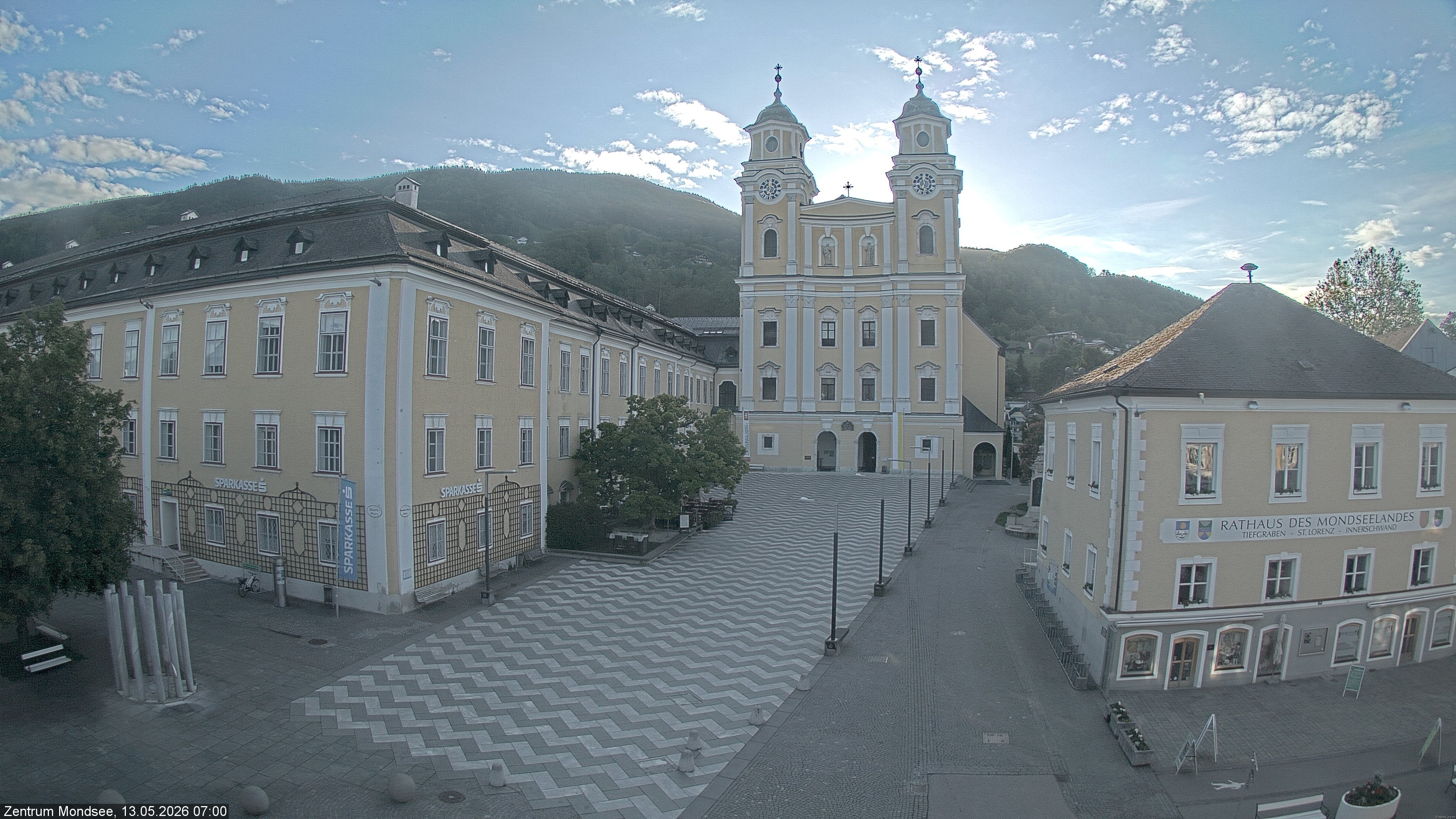 Archiv Foto Webcam Blick auf den Stadtplatz von Mondsee