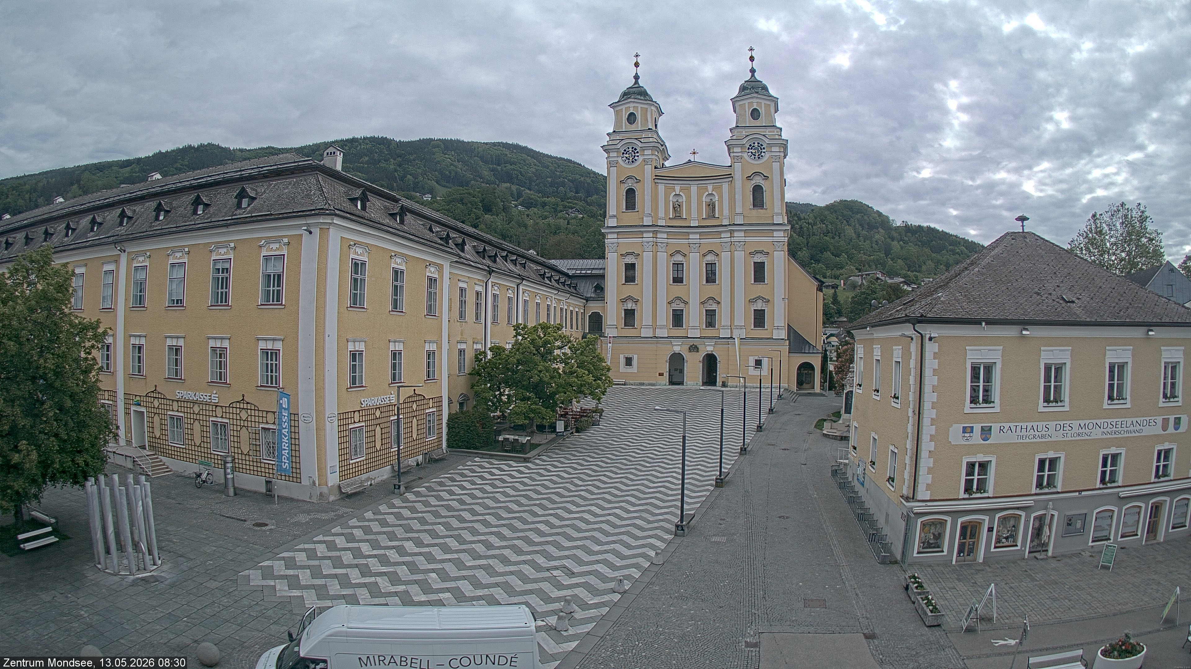 Archiv Foto Webcam Blick auf den Stadtplatz von Mondsee
