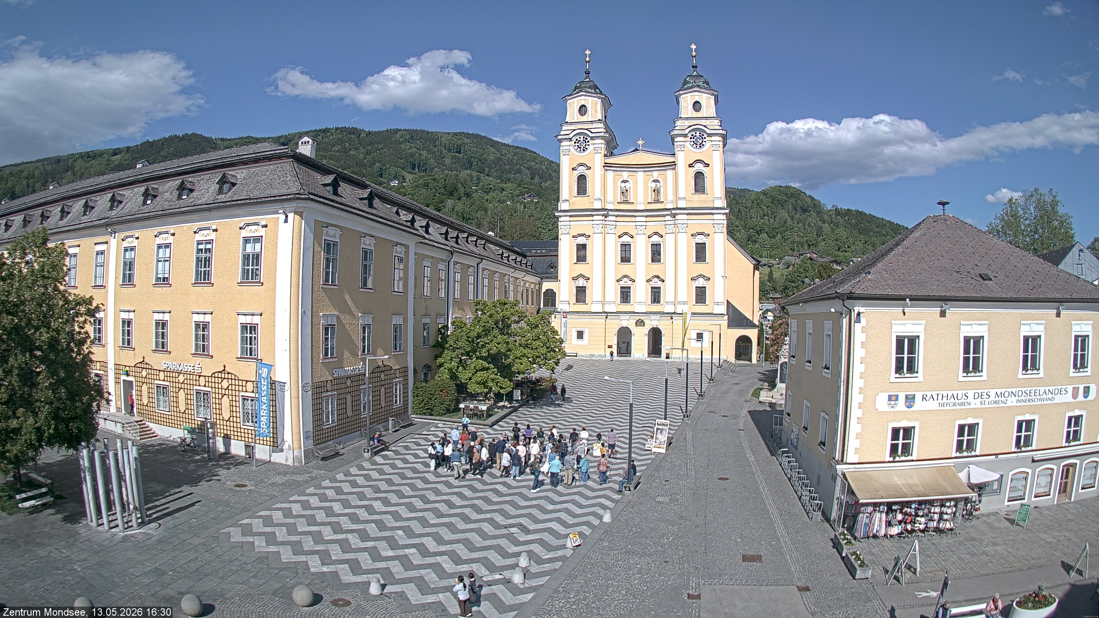 Archiv Foto Webcam Blick auf den Stadtplatz von Mondsee
