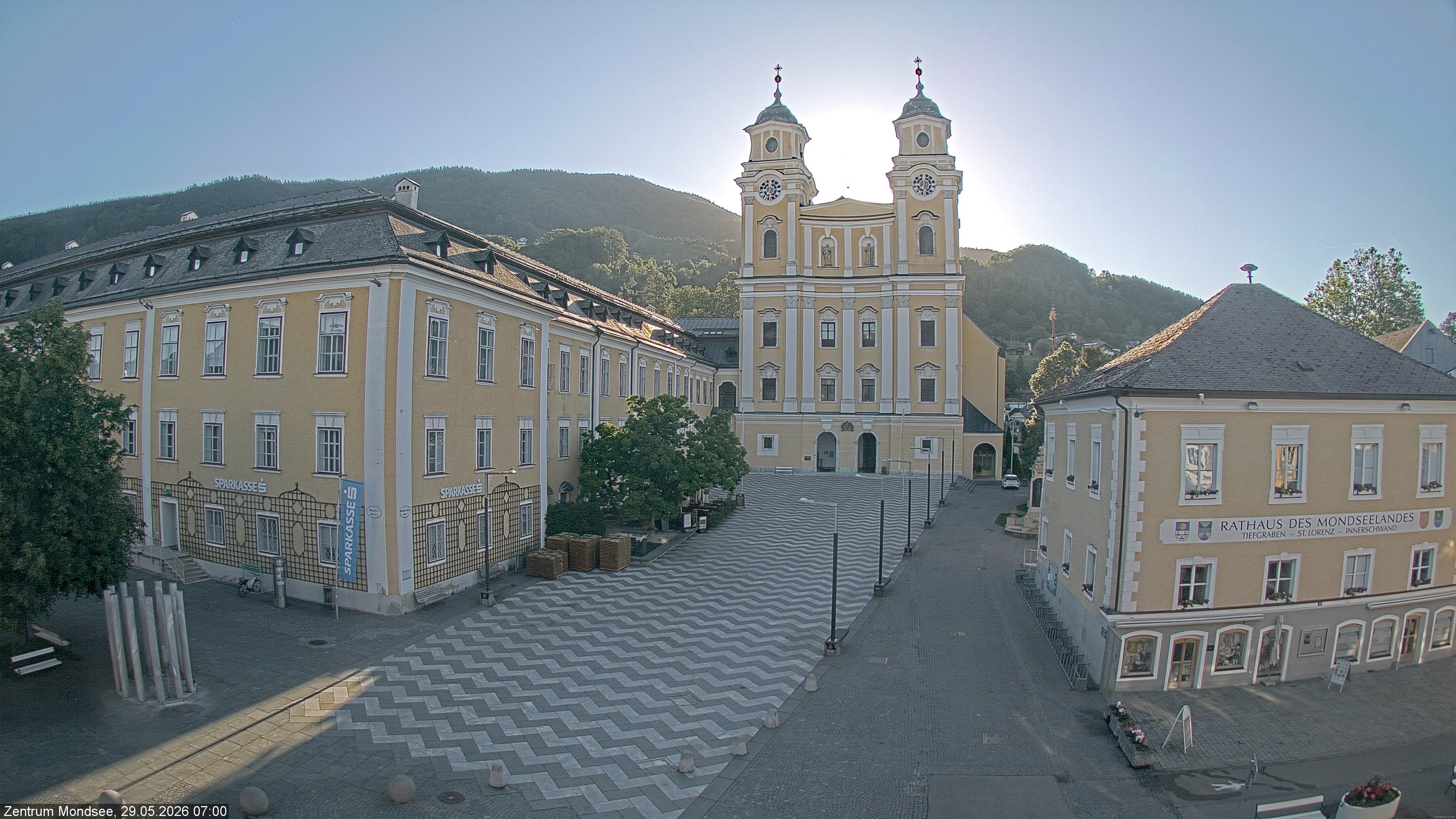 Archiv Foto Webcam Blick auf den Stadtplatz von Mondsee
