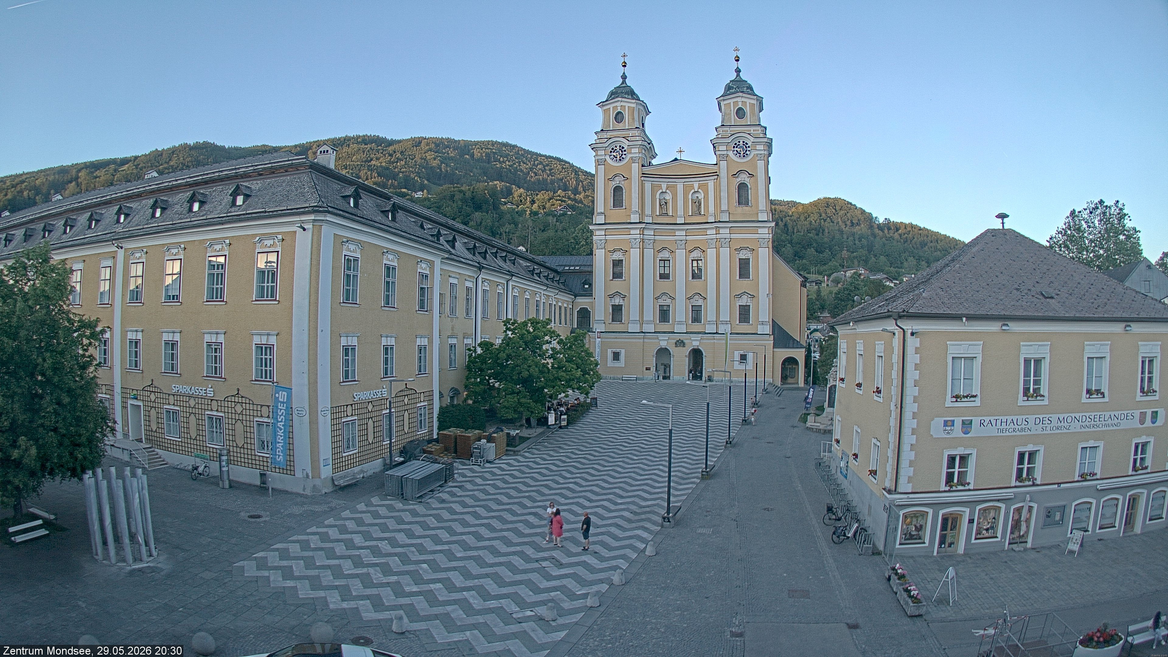 Archiv Foto Webcam Blick auf den Stadtplatz von Mondsee