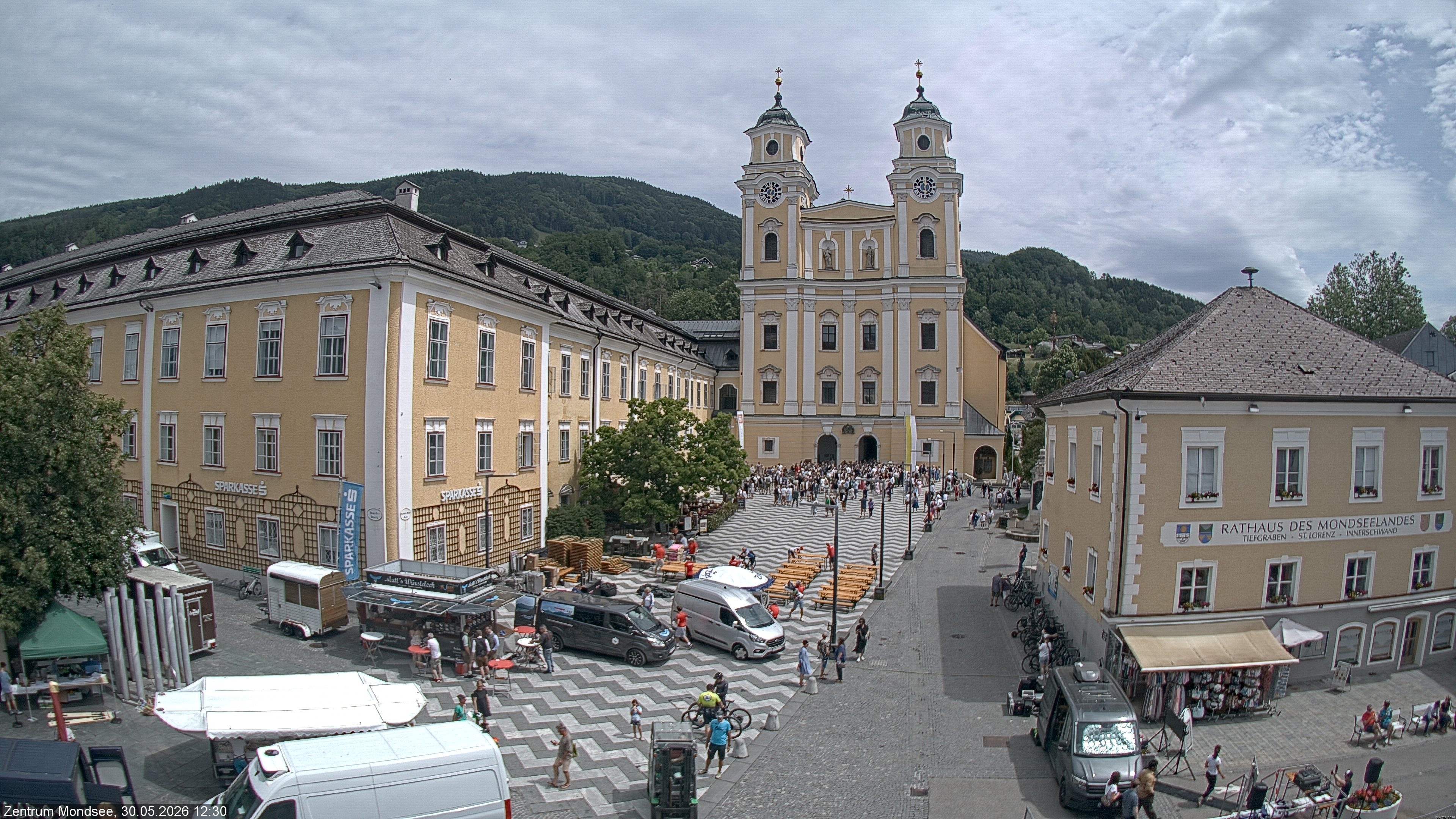 Archiv Foto Webcam Blick auf den Stadtplatz von Mondsee