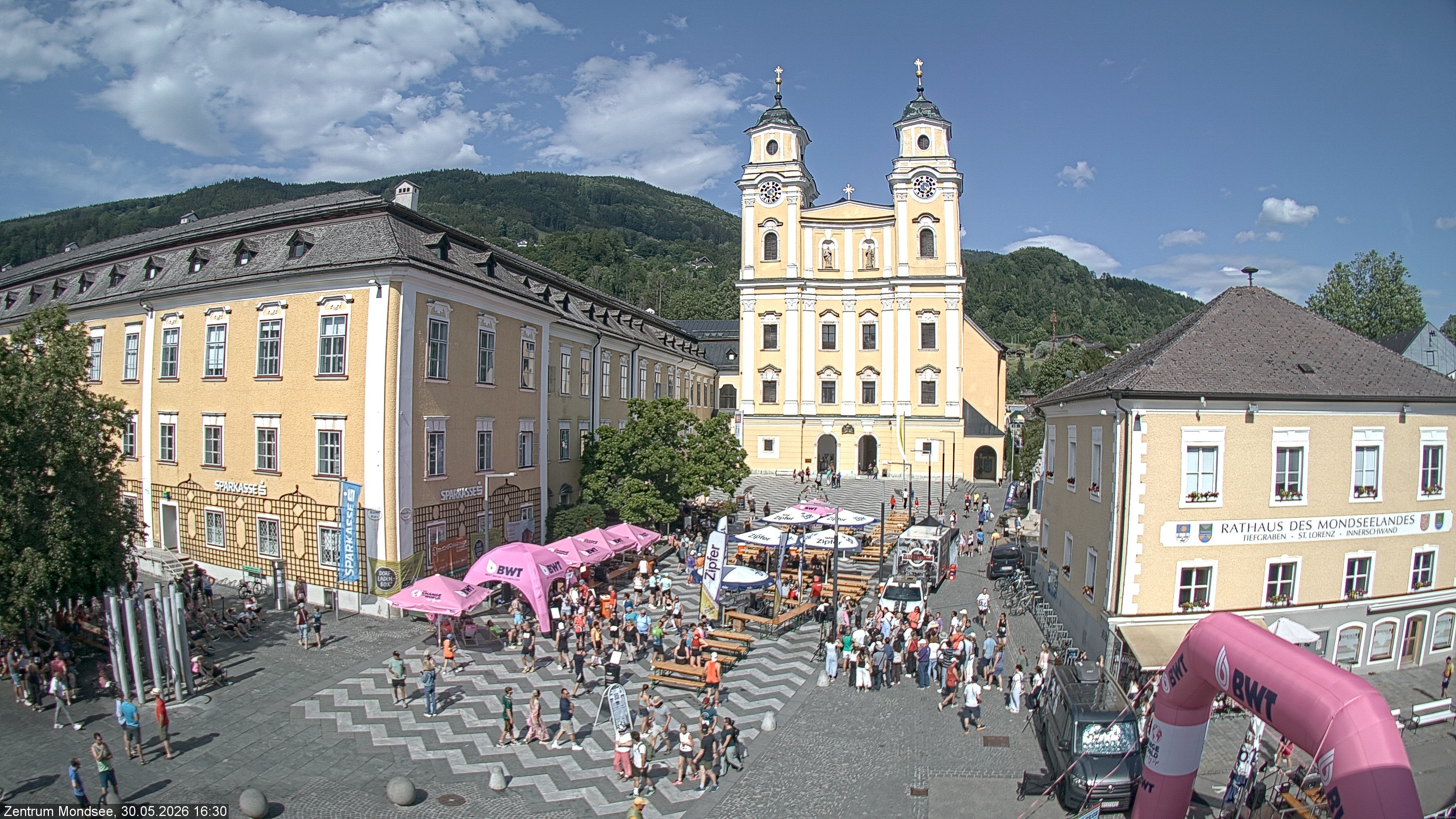 Archiv Foto Webcam Blick auf den Stadtplatz von Mondsee