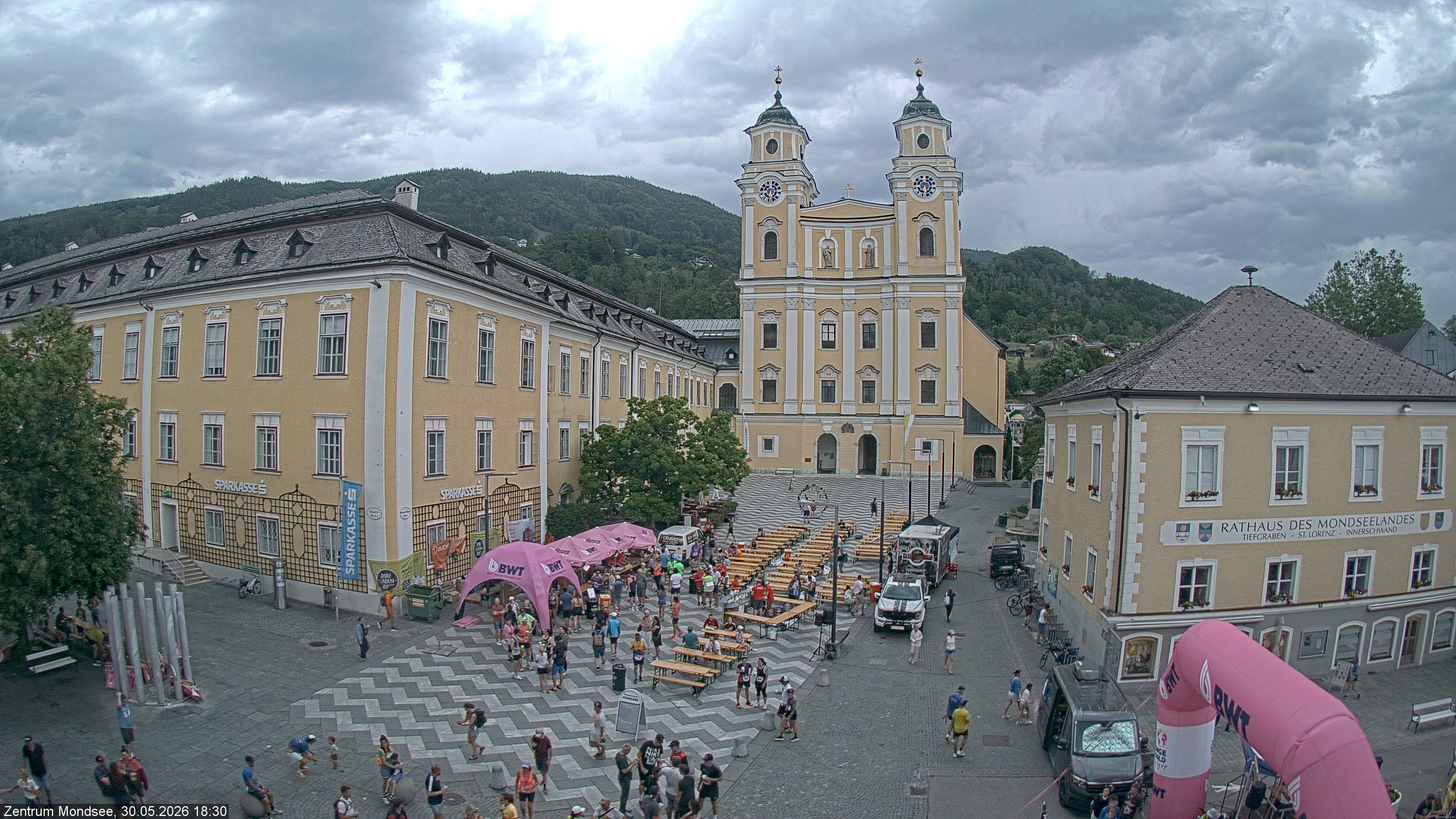 Archiv Foto Webcam Blick auf den Stadtplatz von Mondsee