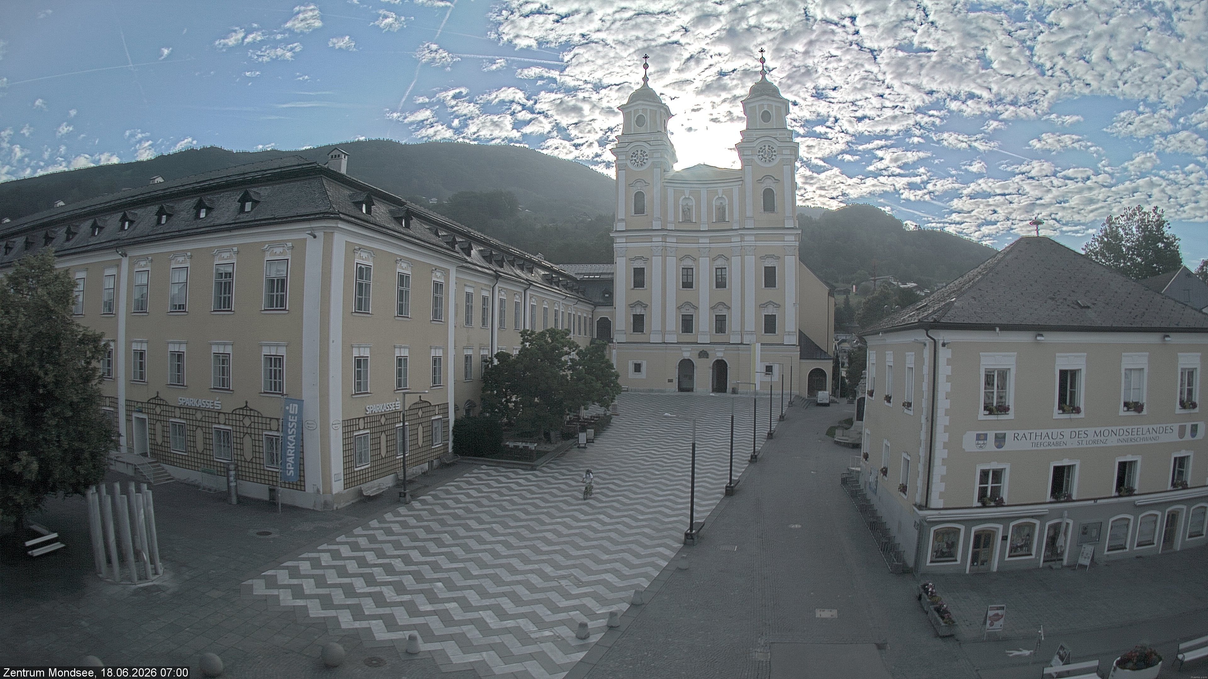 Archiv Foto Webcam Blick auf den Stadtplatz von Mondsee