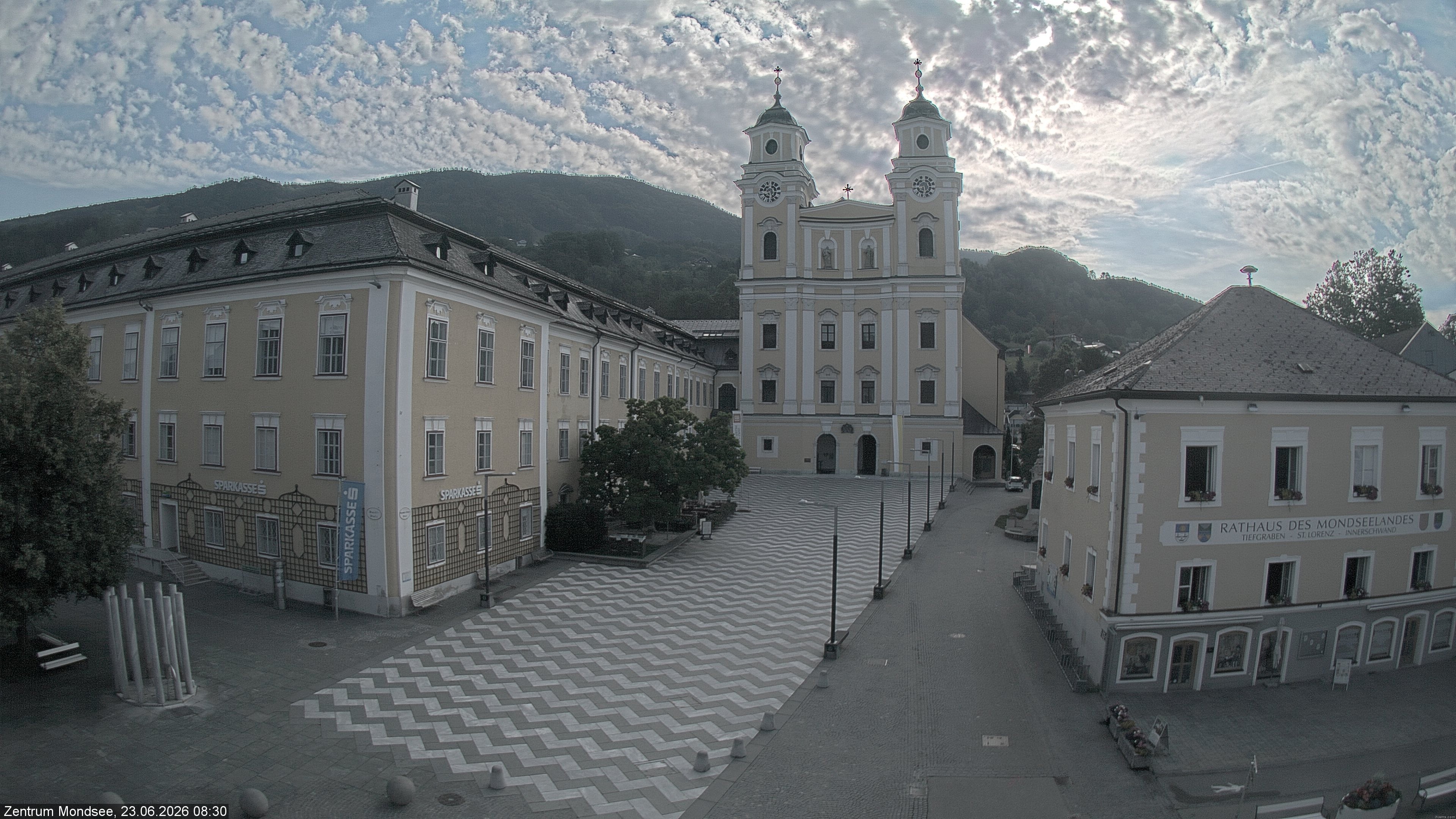 Archiv Foto Webcam Blick auf den Stadtplatz von Mondsee