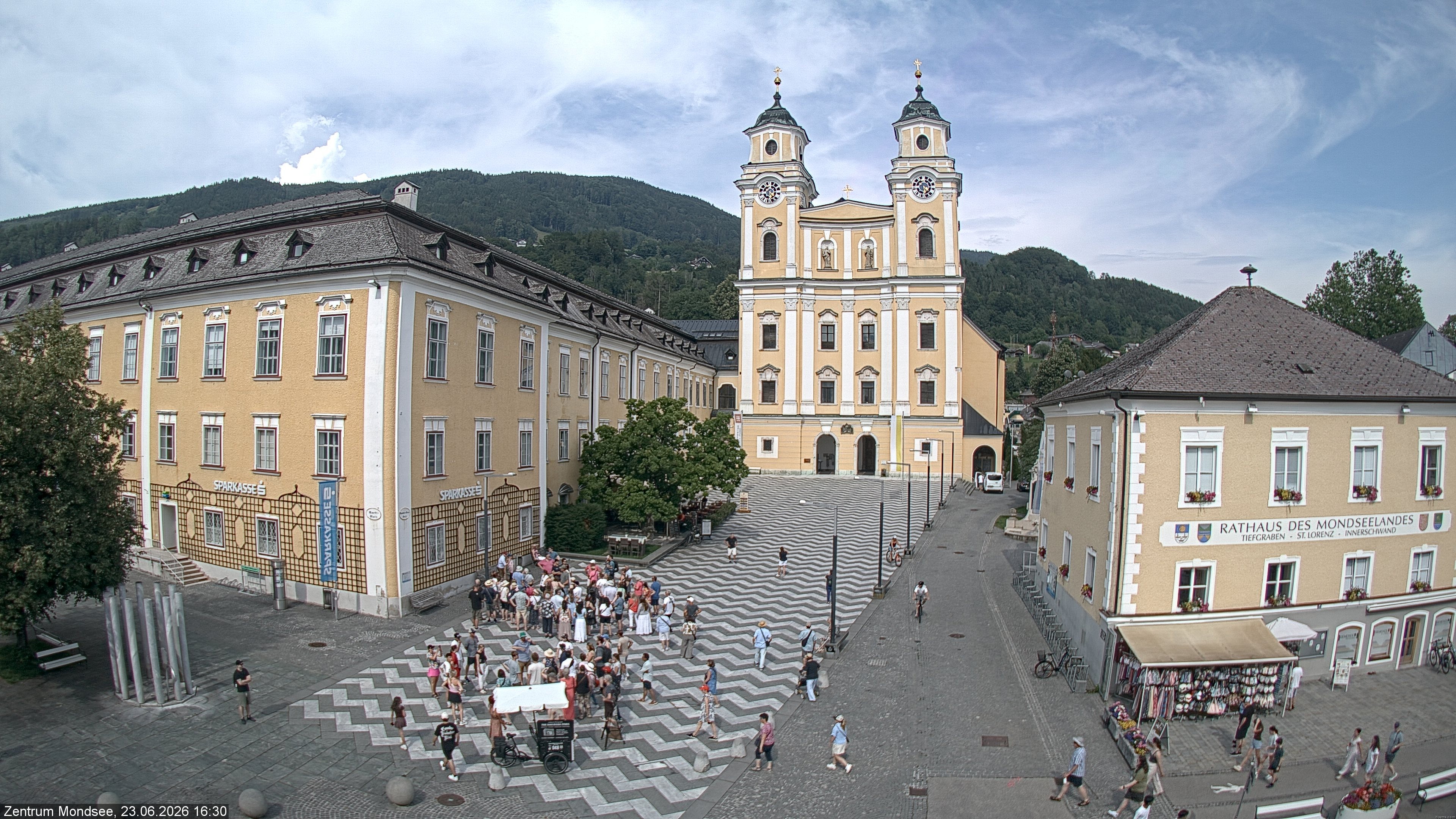 Archiv Foto Webcam Blick auf den Stadtplatz von Mondsee
