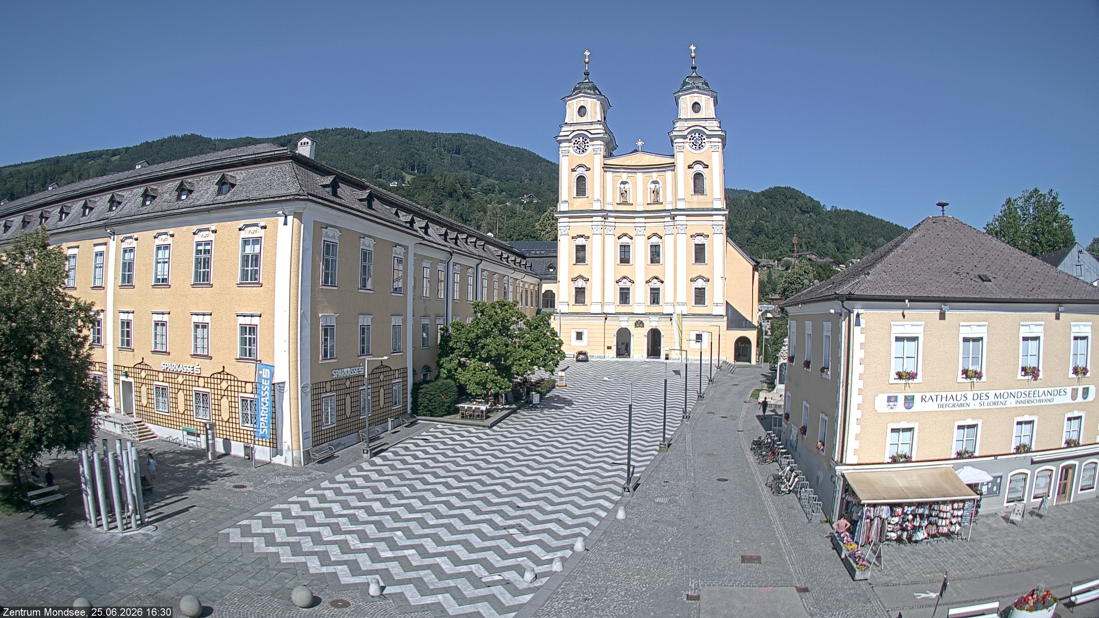 Archiv Foto Webcam Blick auf den Stadtplatz von Mondsee
