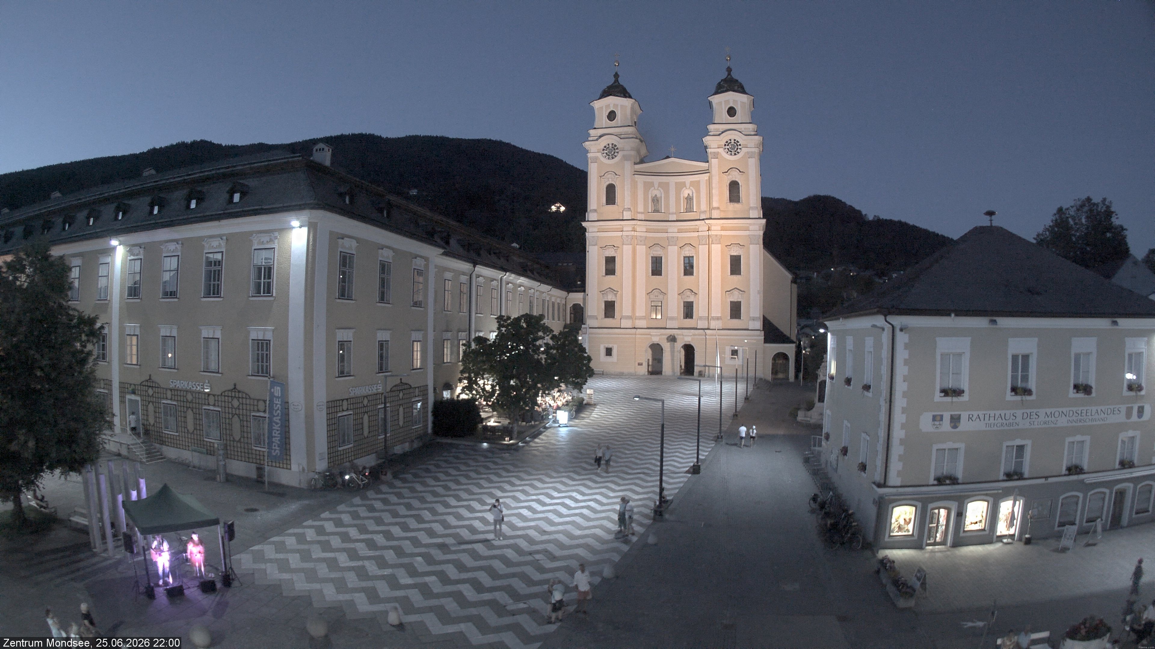Archiv Foto Webcam Blick auf den Stadtplatz von Mondsee