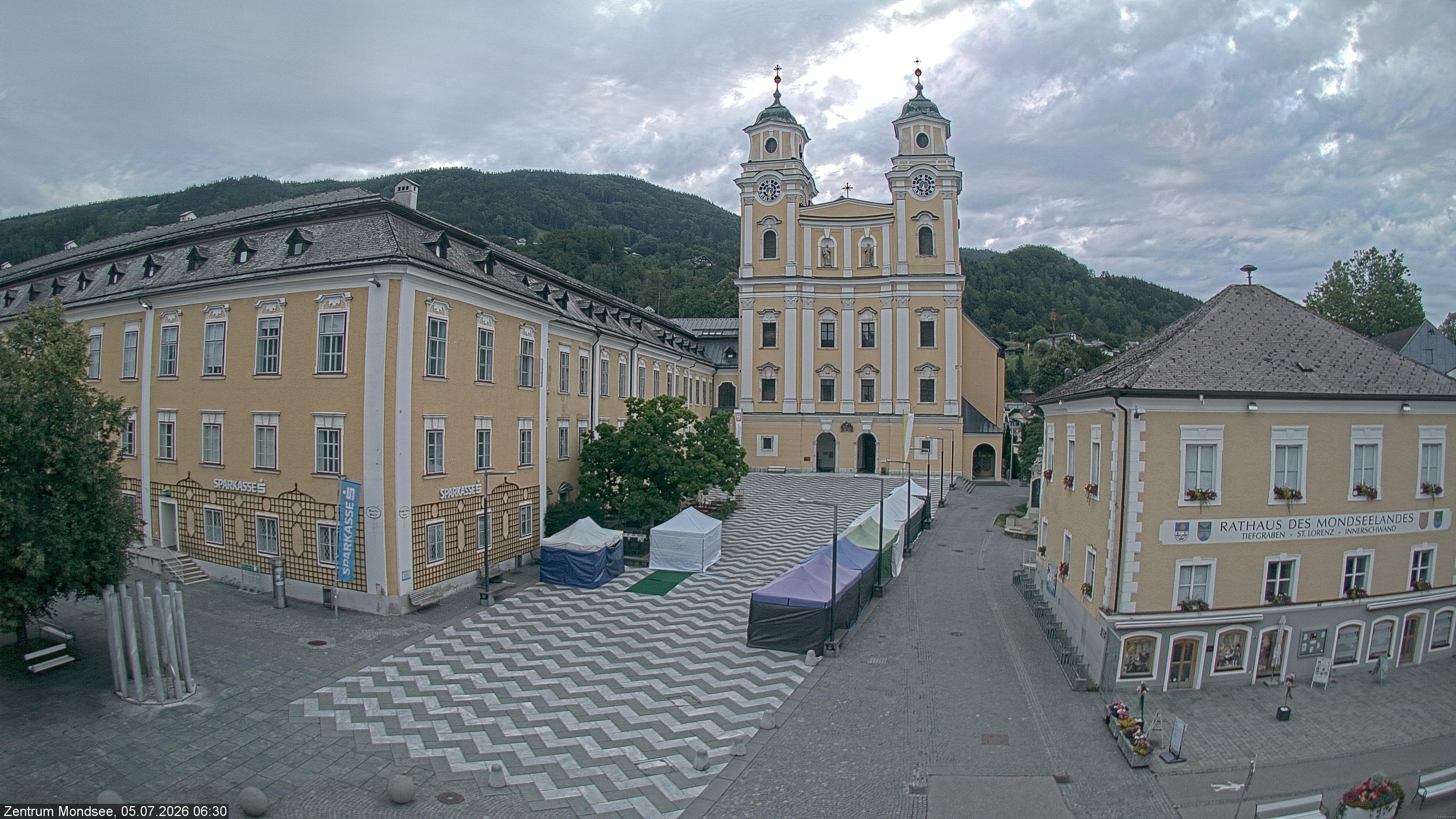 Archiv Foto Webcam Blick auf den Stadtplatz von Mondsee