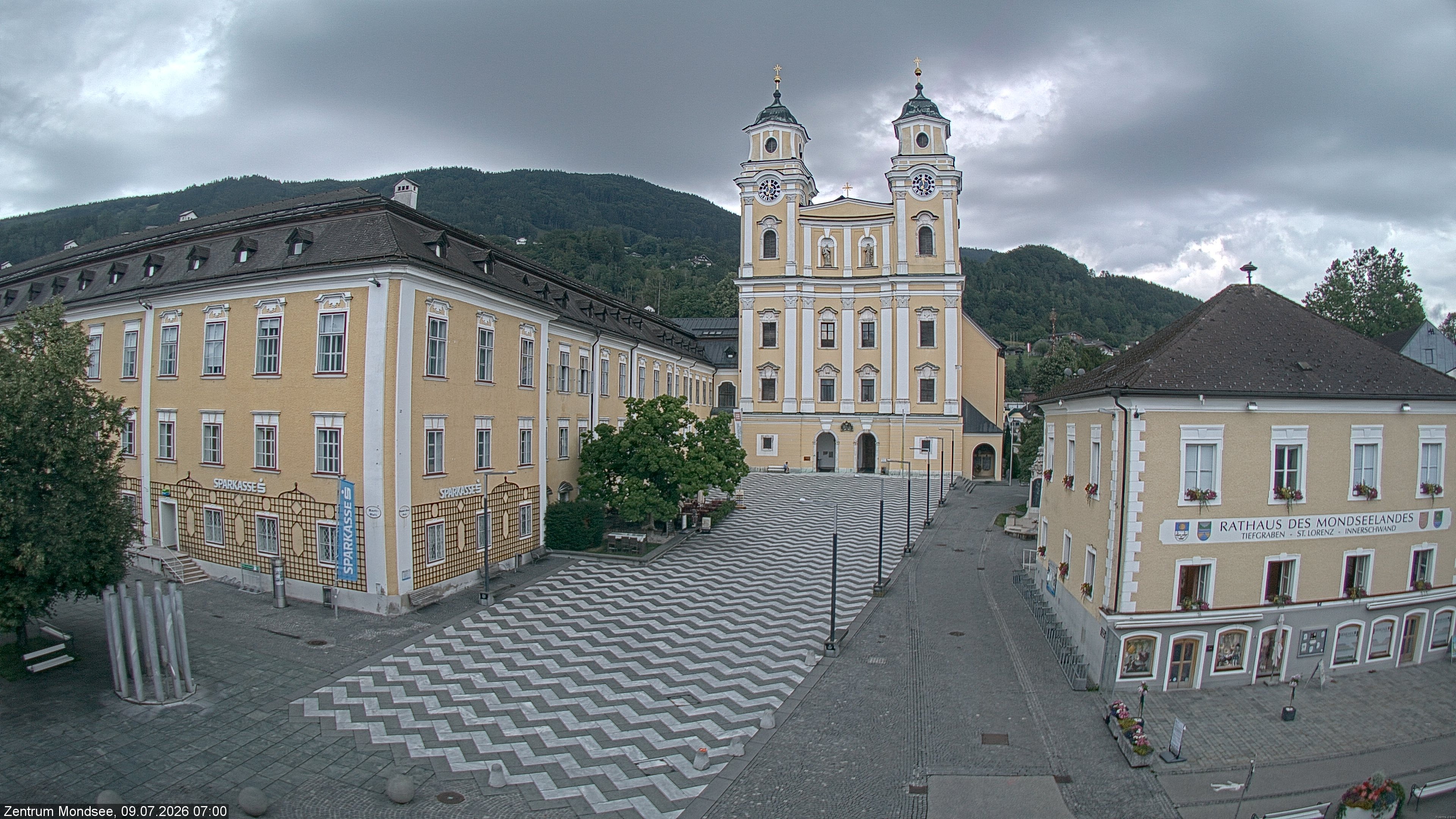 Archiv Foto Webcam Blick auf den Stadtplatz von Mondsee