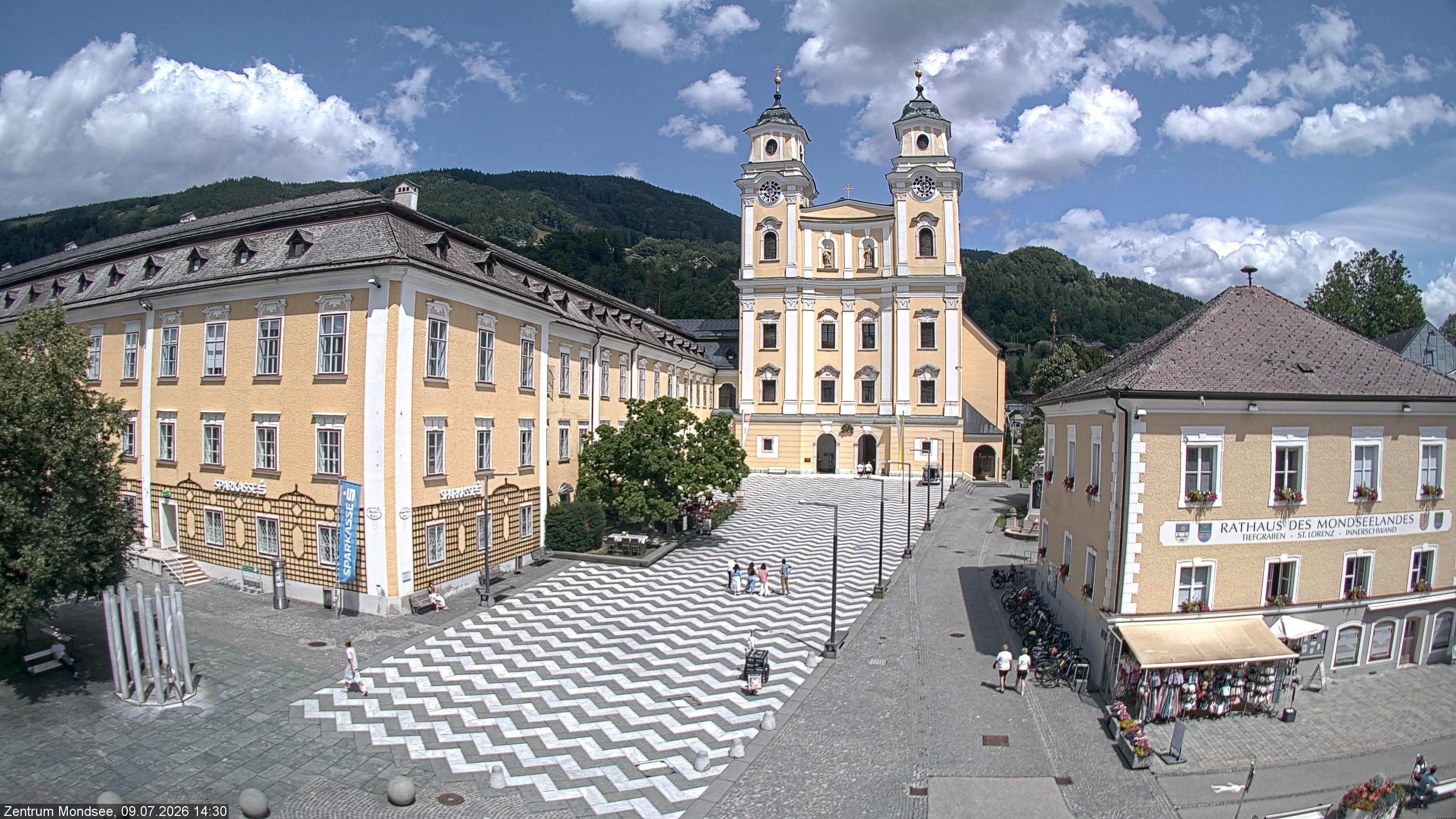 Archiv Foto Webcam Blick auf den Stadtplatz von Mondsee