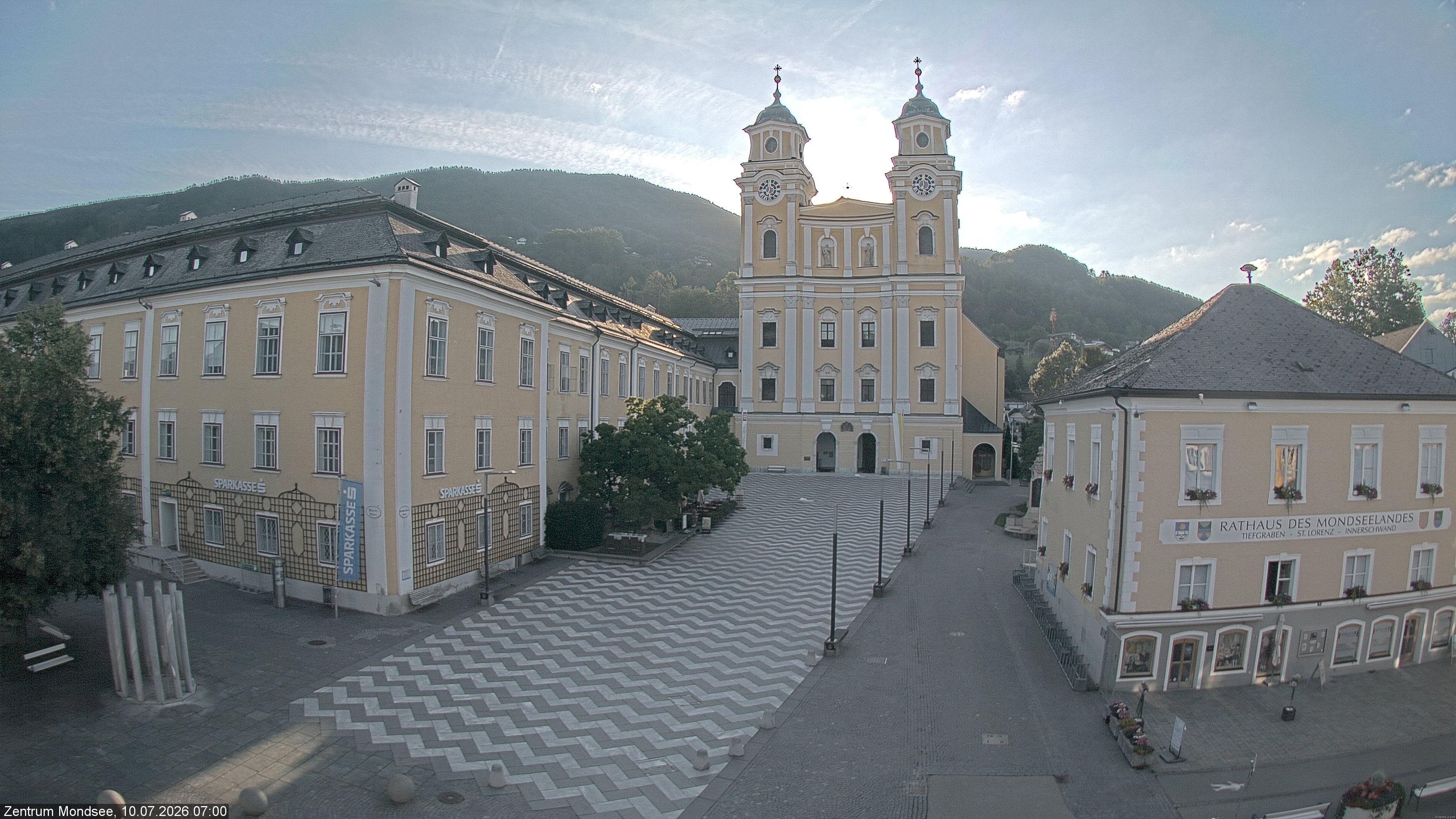 Archiv Foto Webcam Blick auf den Stadtplatz von Mondsee