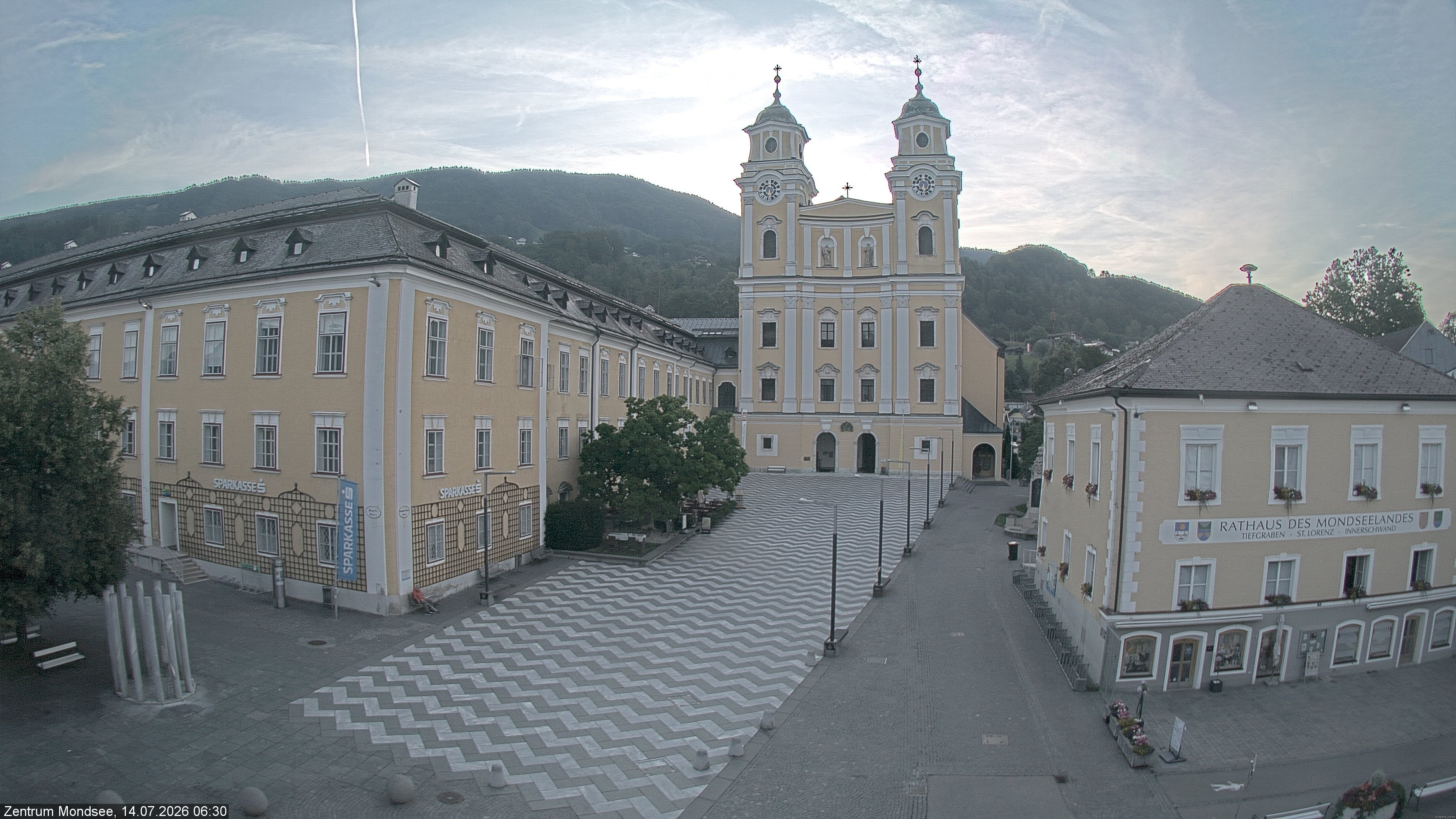 Archiv Foto Webcam Blick auf den Stadtplatz von Mondsee
