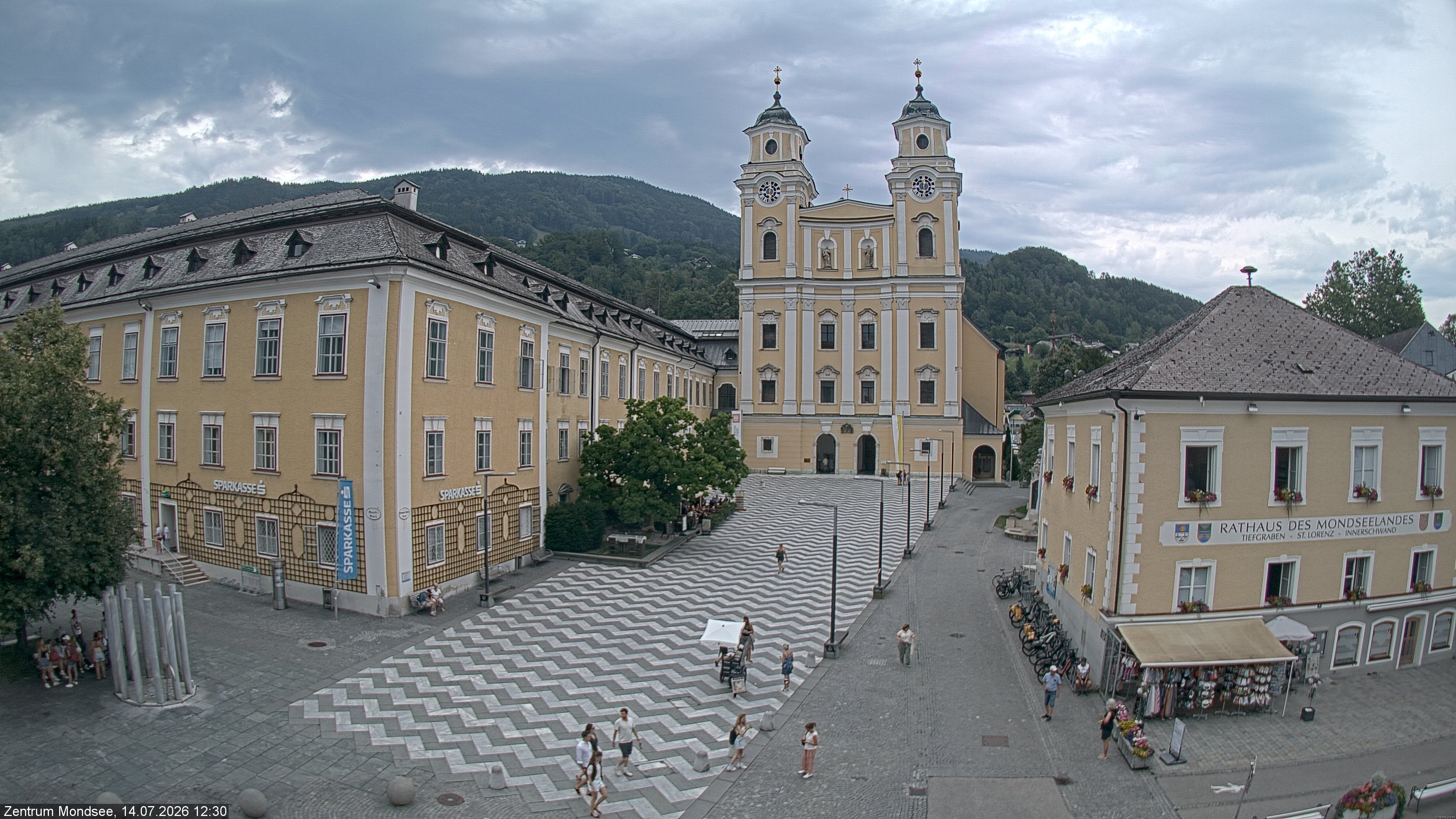 Archiv Foto Webcam Blick auf den Stadtplatz von Mondsee