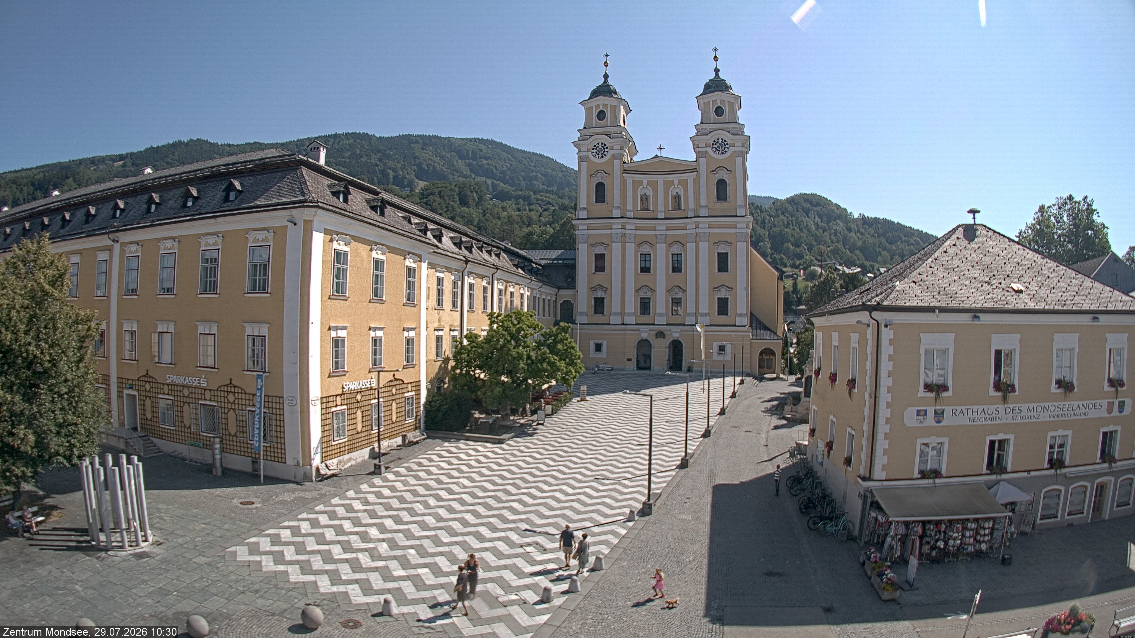 Archiv Foto Webcam Blick auf den Stadtplatz von Mondsee