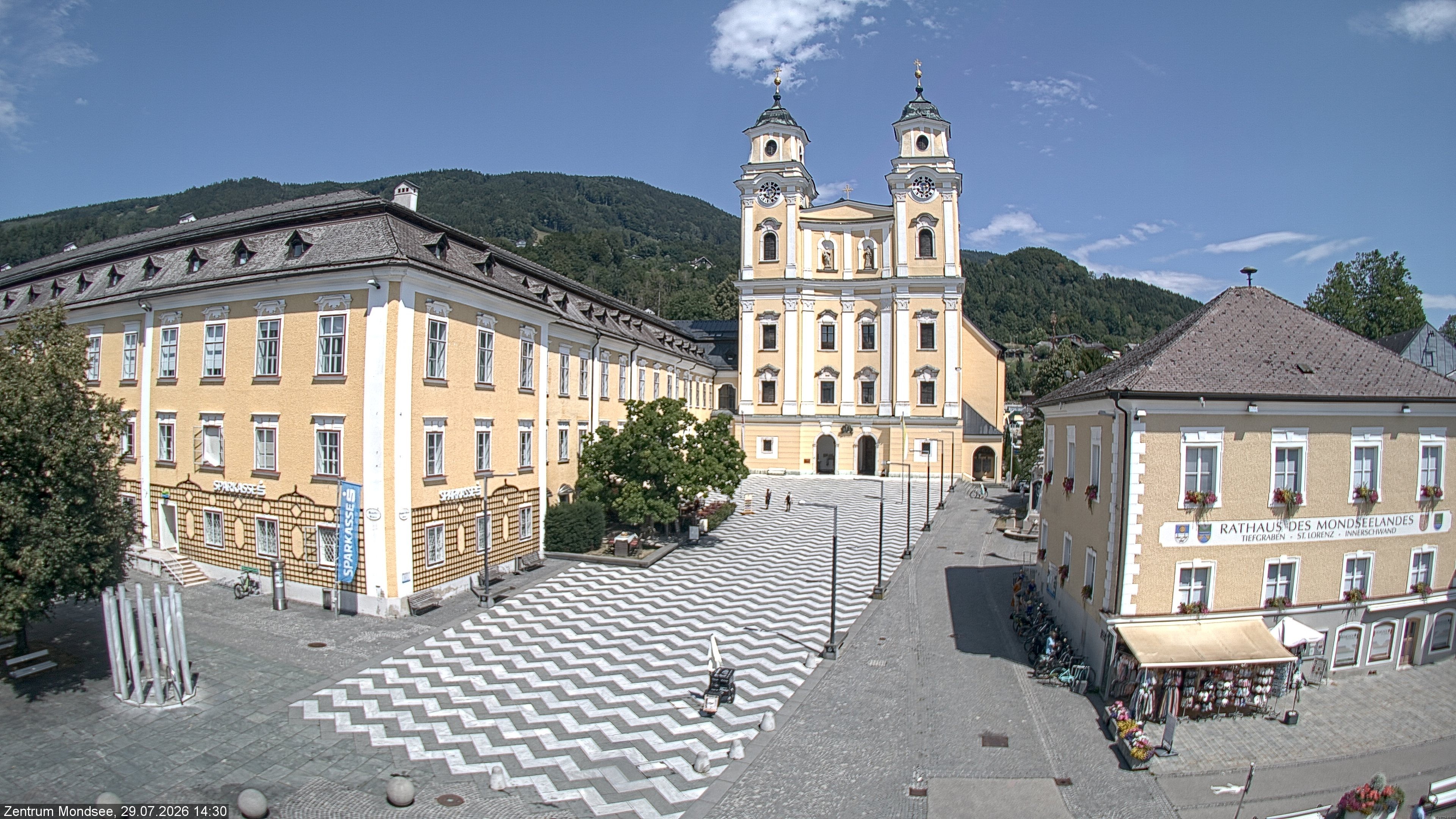 Archiv Foto Webcam Blick auf den Stadtplatz von Mondsee