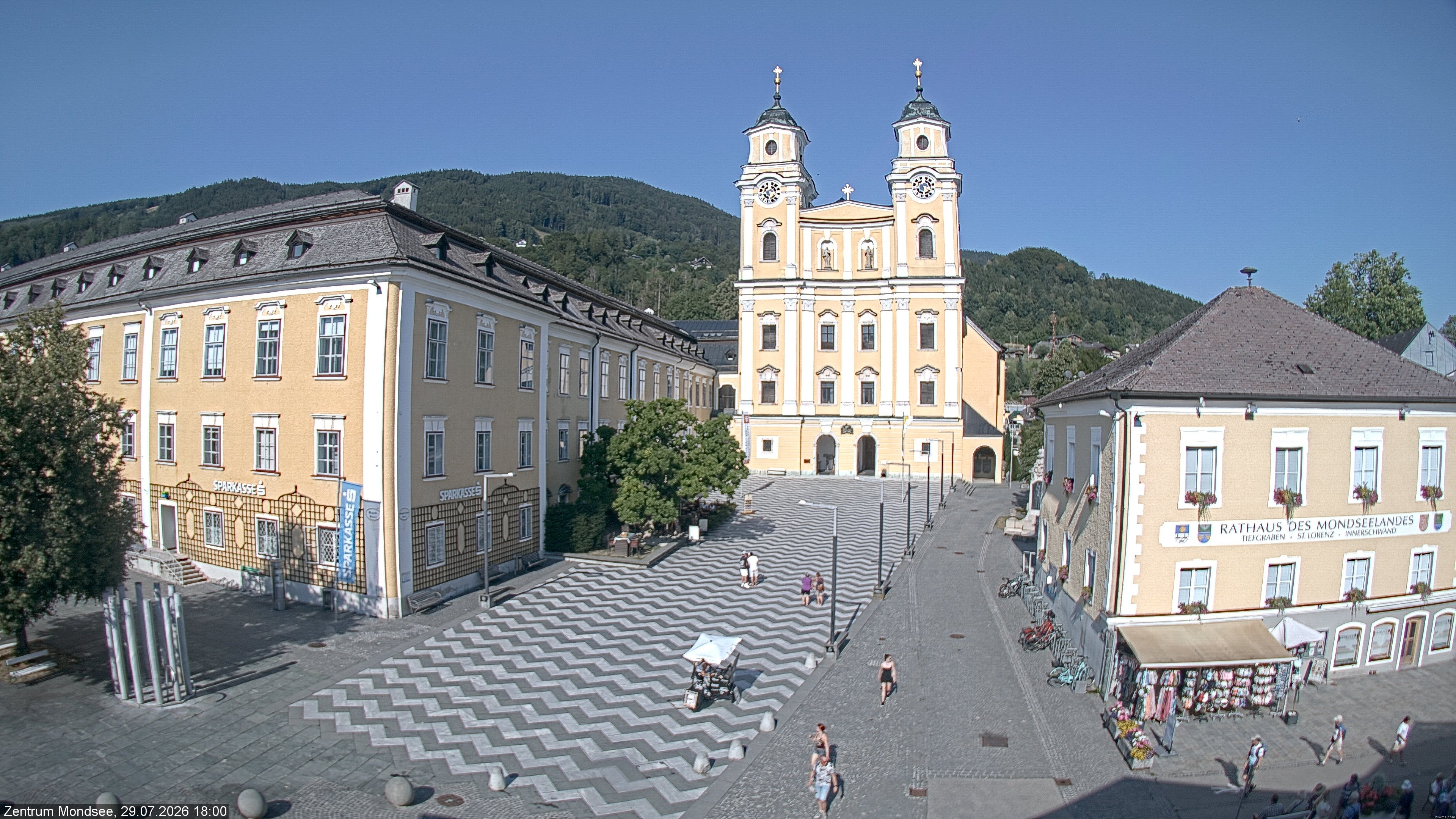 Archiv Foto Webcam Blick auf den Stadtplatz von Mondsee