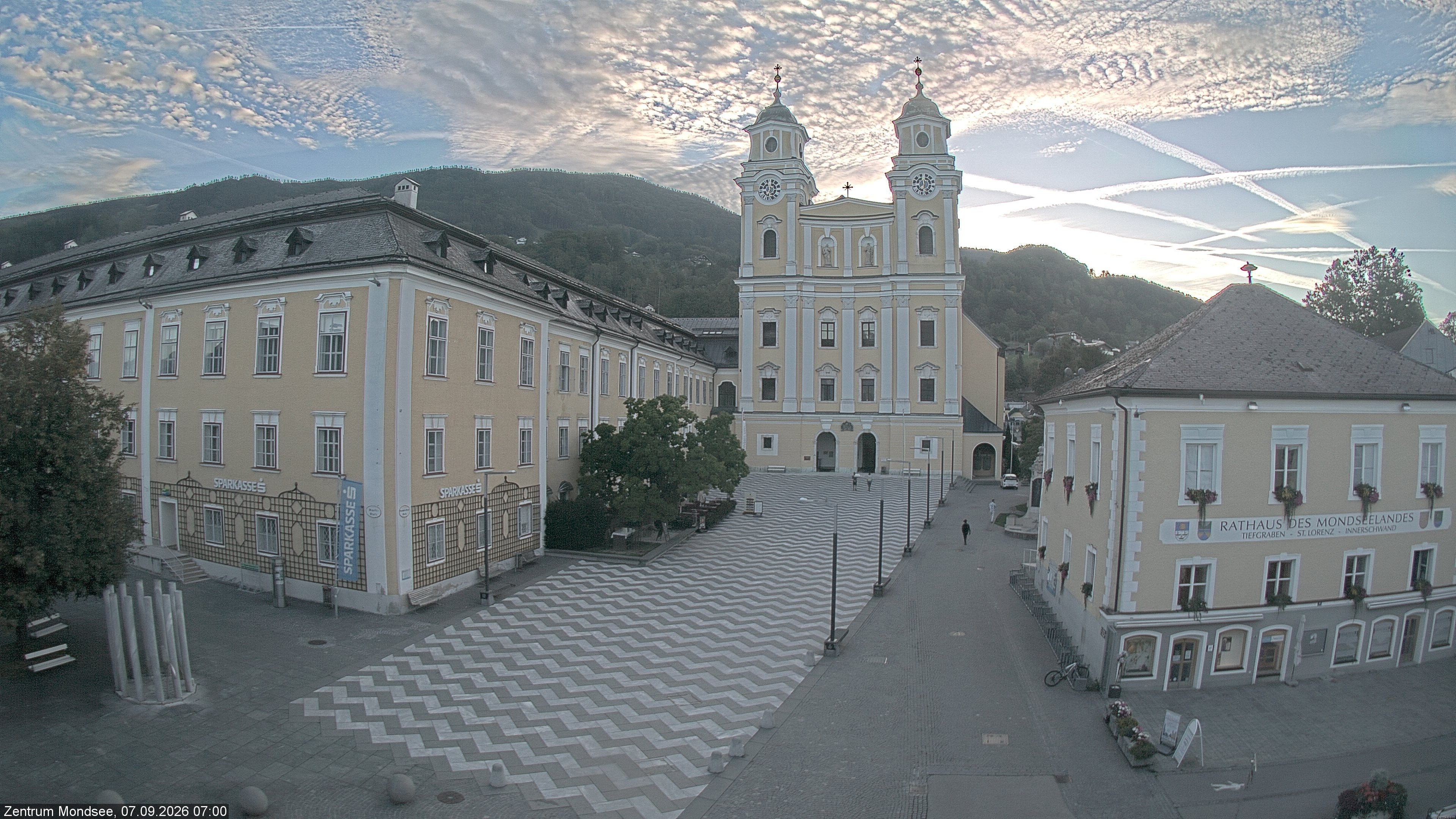 Archiv Foto Webcam Blick auf den Stadtplatz von Mondsee
